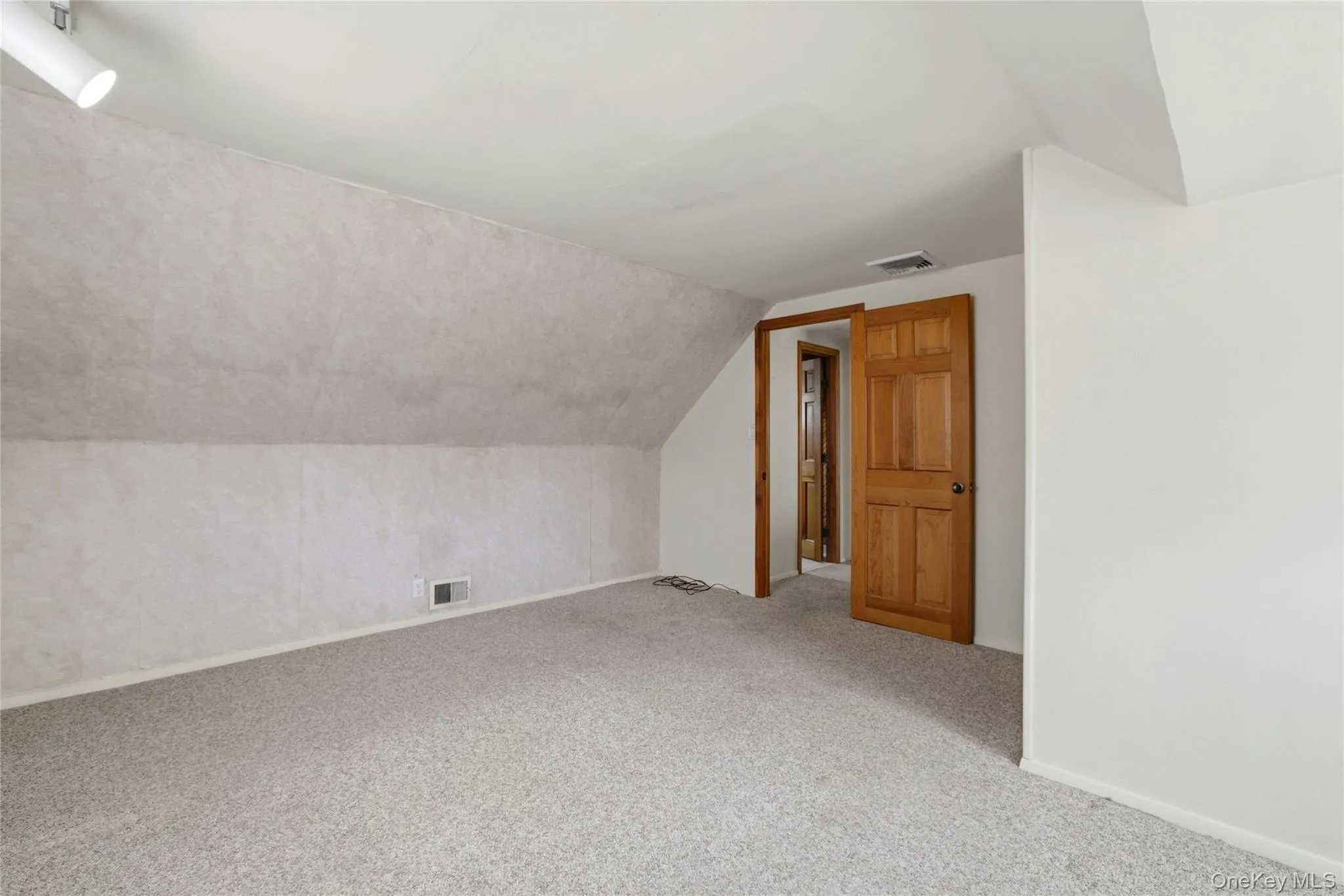 324 Coleridge Street, Hempstead, NY, 4 Bedrooms Bedrooms, 7 Rooms Rooms,2 BathroomsBathrooms,Residential,For Rent,Coleridge Street,0,KEY1010339 324 Coleridge Street, Hempstead, NY, 4 Bedrooms Bedrooms, 7 Rooms Rooms,2 BathroomsBathrooms,Residential,For Rent,Coleridge Street,0,KEY1010339