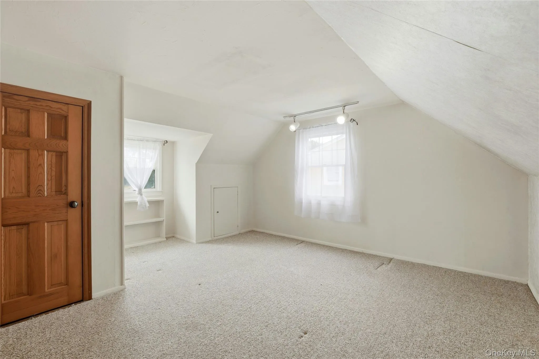 2nd Floor 2nd Floor