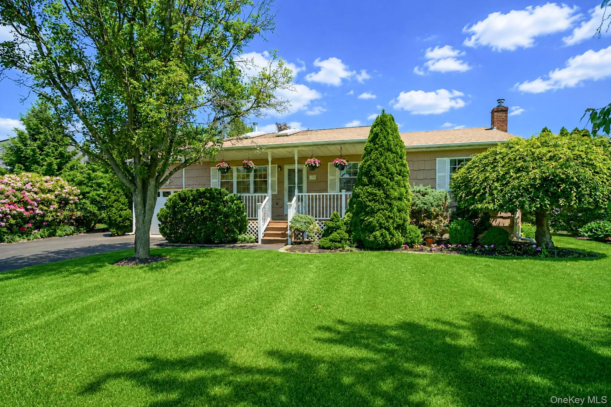Beautifully landscaped Property; enjoy sunsets from your porch Beautifully landscaped Property; enjoy sunsets from your porch
