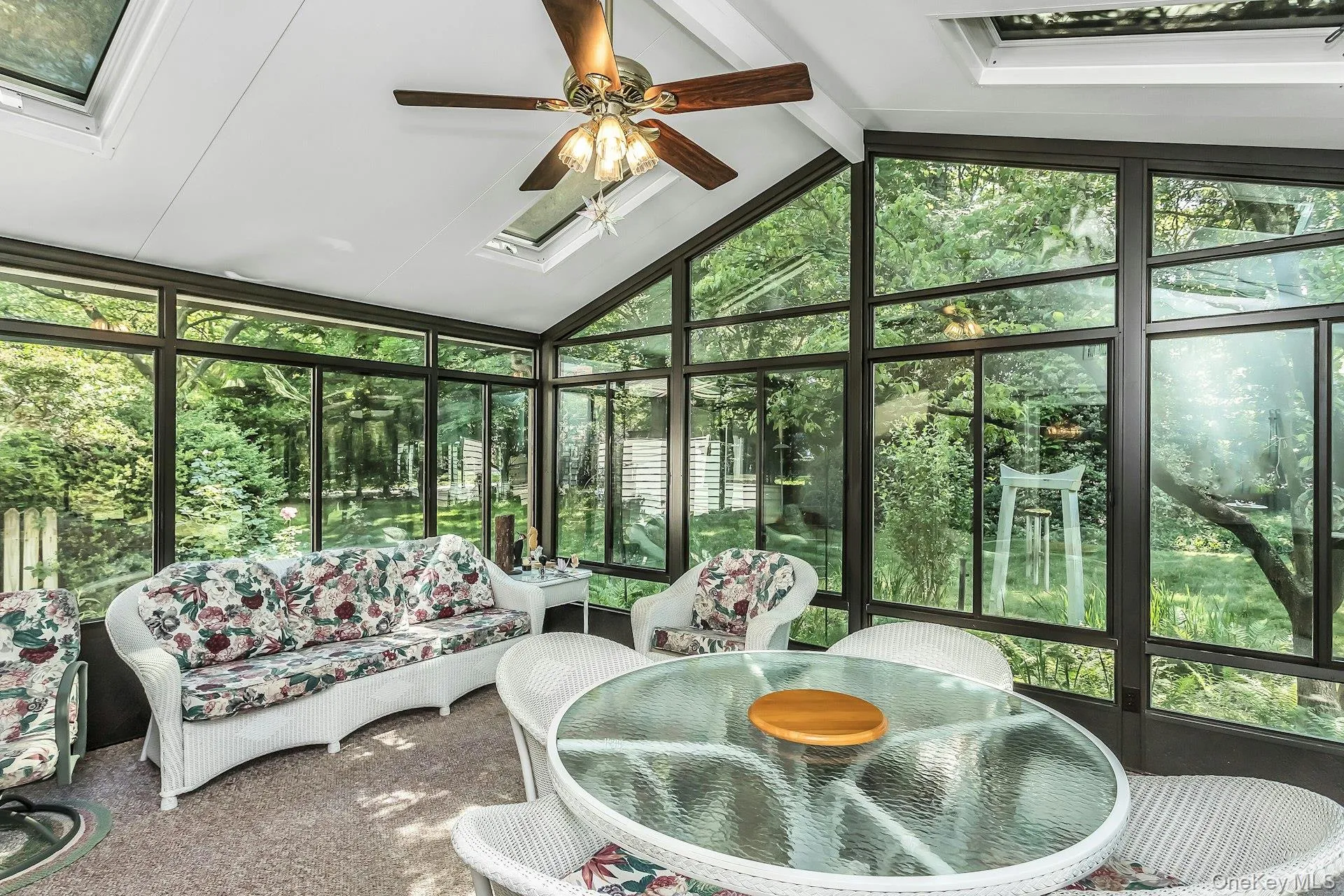 1 Duffy Court, Huntington, NY, 3 Bedrooms Bedrooms, 7 Rooms Rooms,2 BathroomsBathrooms,Residential,For Rent,Duffy,0,1010343 1 Duffy Court, Huntington, NY, 3 Bedrooms Bedrooms, 7 Rooms Rooms,2 BathroomsBathrooms,Residential,For Rent,Duffy,0,1010343
