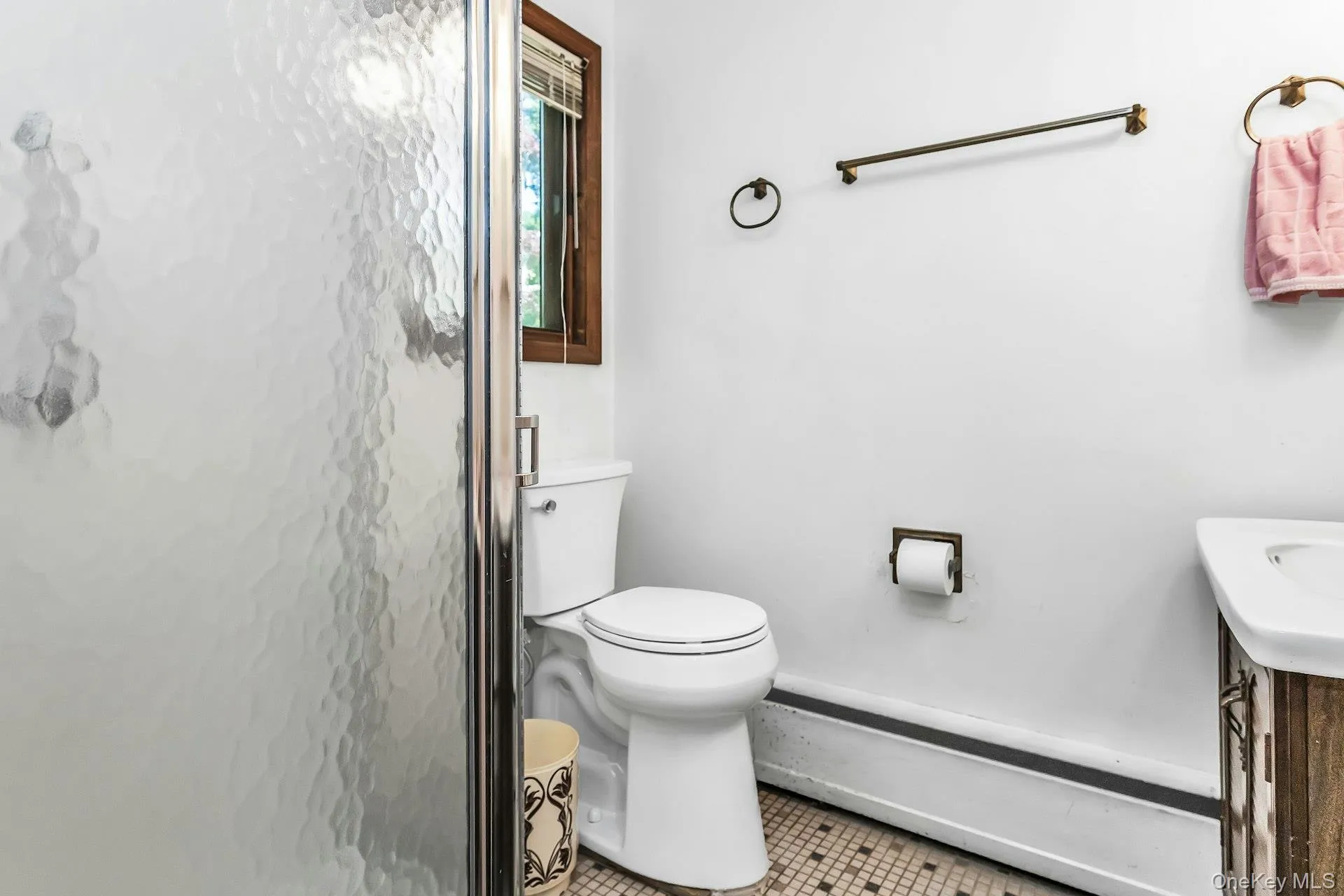 1 Duffy Court, Huntington, NY, 3 Bedrooms Bedrooms, 7 Rooms Rooms,2 BathroomsBathrooms,Residential,For Rent,Duffy,0,1010343 1 Duffy Court, Huntington, NY, 3 Bedrooms Bedrooms, 7 Rooms Rooms,2 BathroomsBathrooms,Residential,For Rent,Duffy,0,1010343