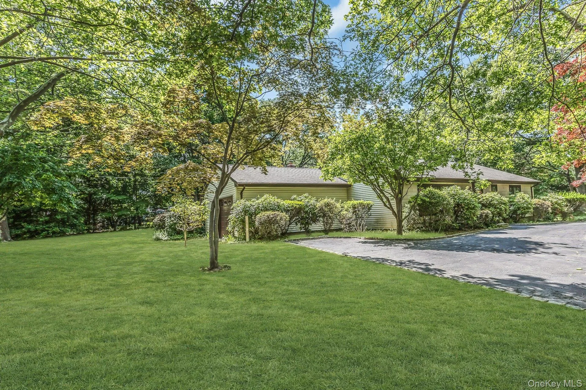 1 Duffy Court, Huntington, NY, 3 Bedrooms Bedrooms, 7 Rooms Rooms,2 BathroomsBathrooms,Residential,For Rent,Duffy,0,1010343 1 Duffy Court, Huntington, NY, 3 Bedrooms Bedrooms, 7 Rooms Rooms,2 BathroomsBathrooms,Residential,For Rent,Duffy,0,1010343