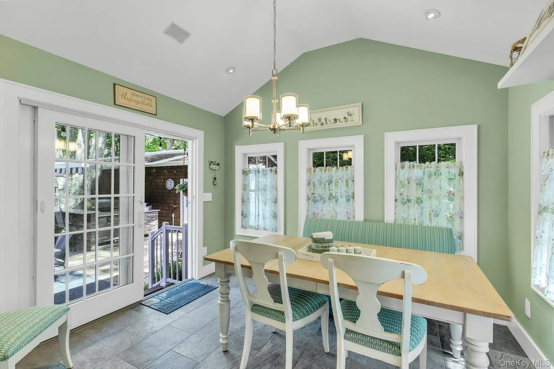 Dining area going out to back yard Dining area going out to back yard