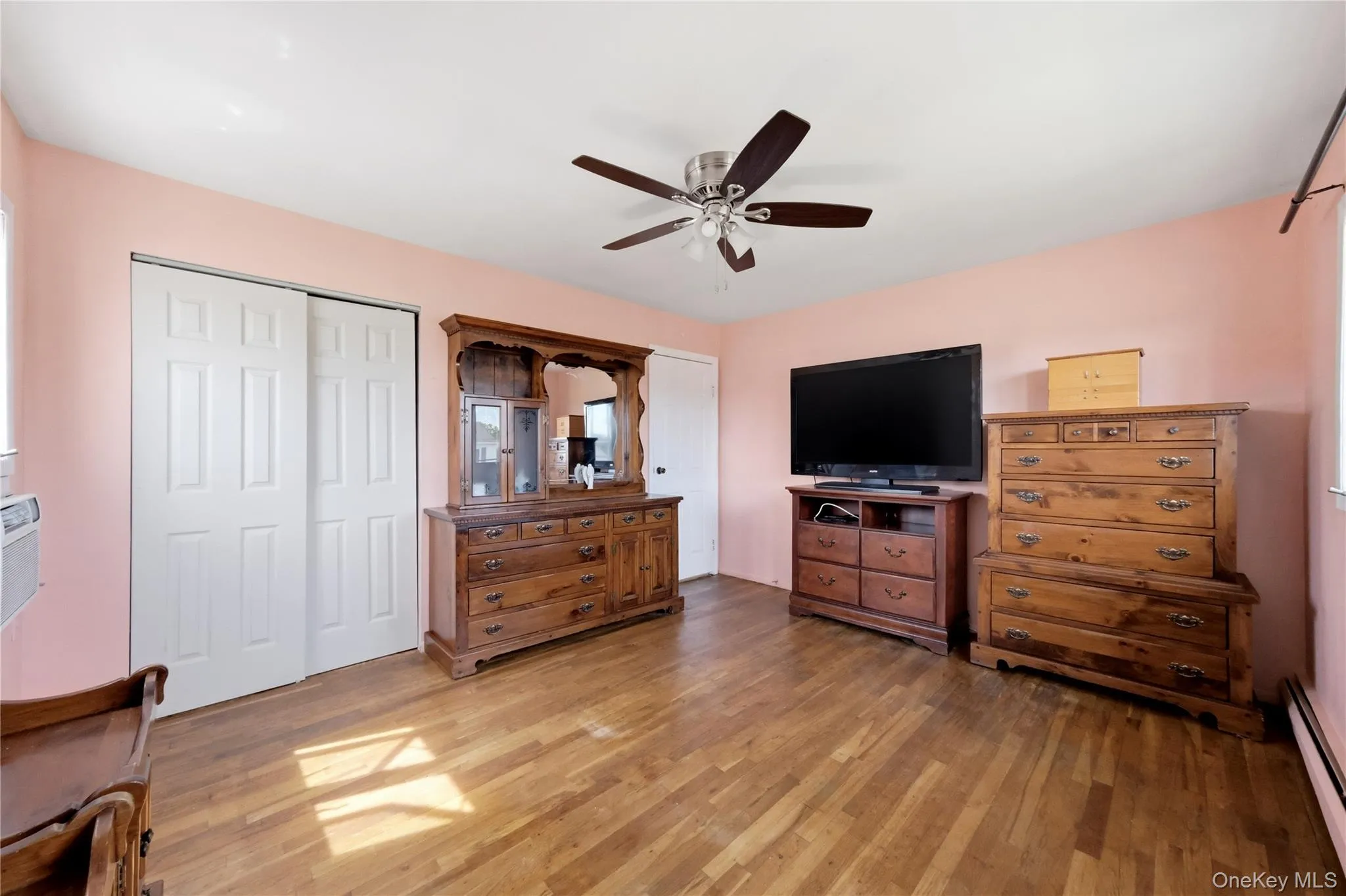 20 Elm Street, Oyster Bay, NY, 5 Bedrooms Bedrooms, 11 Rooms Rooms,3 BathroomsBathrooms,Residential,For Rent,Elm,0,1010348 20 Elm Street, Oyster Bay, NY, 5 Bedrooms Bedrooms, 11 Rooms Rooms,3 BathroomsBathrooms,Residential,For Rent,Elm,0,1010348
