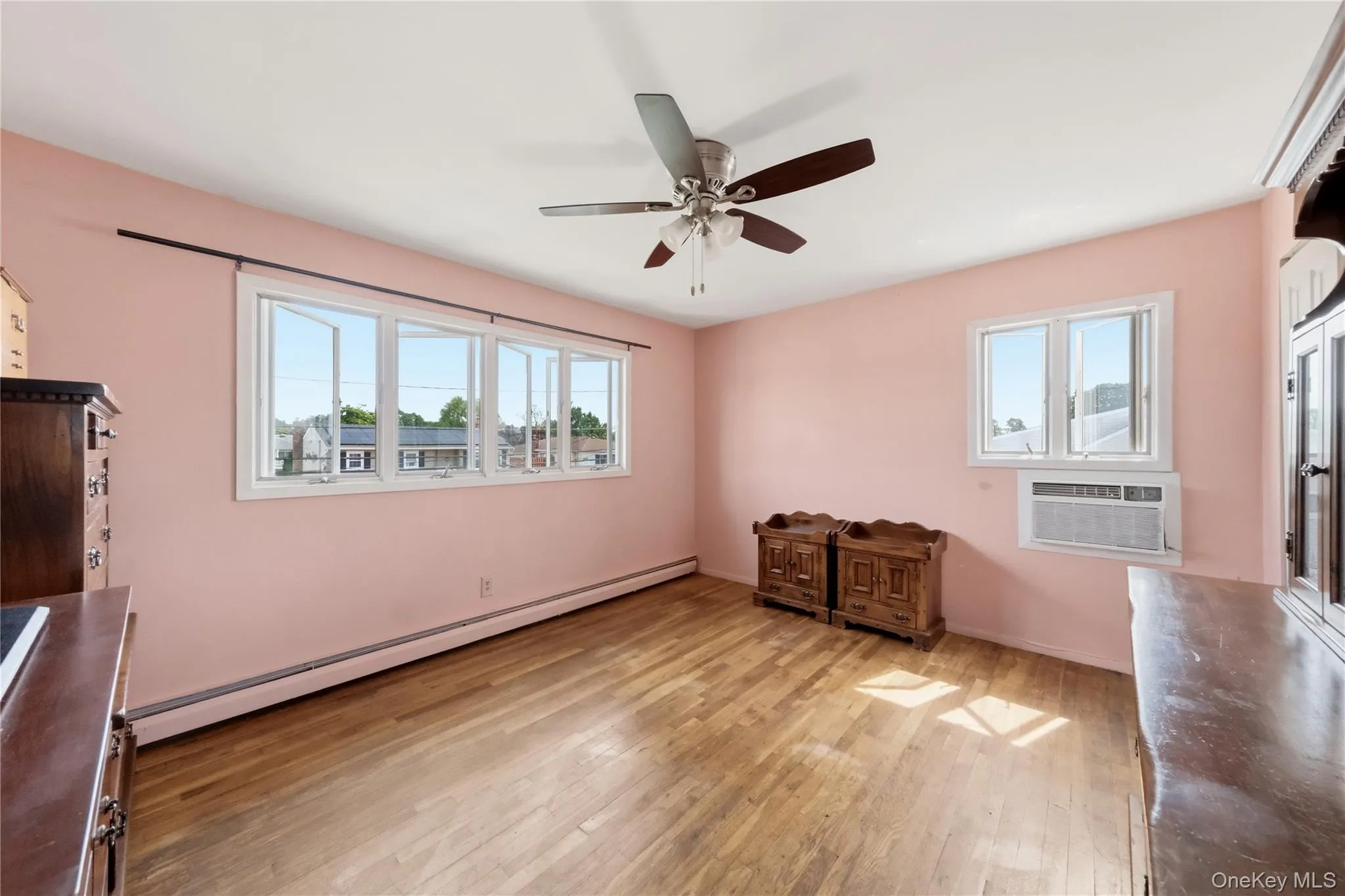 20 Elm Street, Oyster Bay, NY, 5 Bedrooms Bedrooms, 11 Rooms Rooms,3 BathroomsBathrooms,Residential,For Rent,Elm,0,1010348 20 Elm Street, Oyster Bay, NY, 5 Bedrooms Bedrooms, 11 Rooms Rooms,3 BathroomsBathrooms,Residential,For Rent,Elm,0,1010348