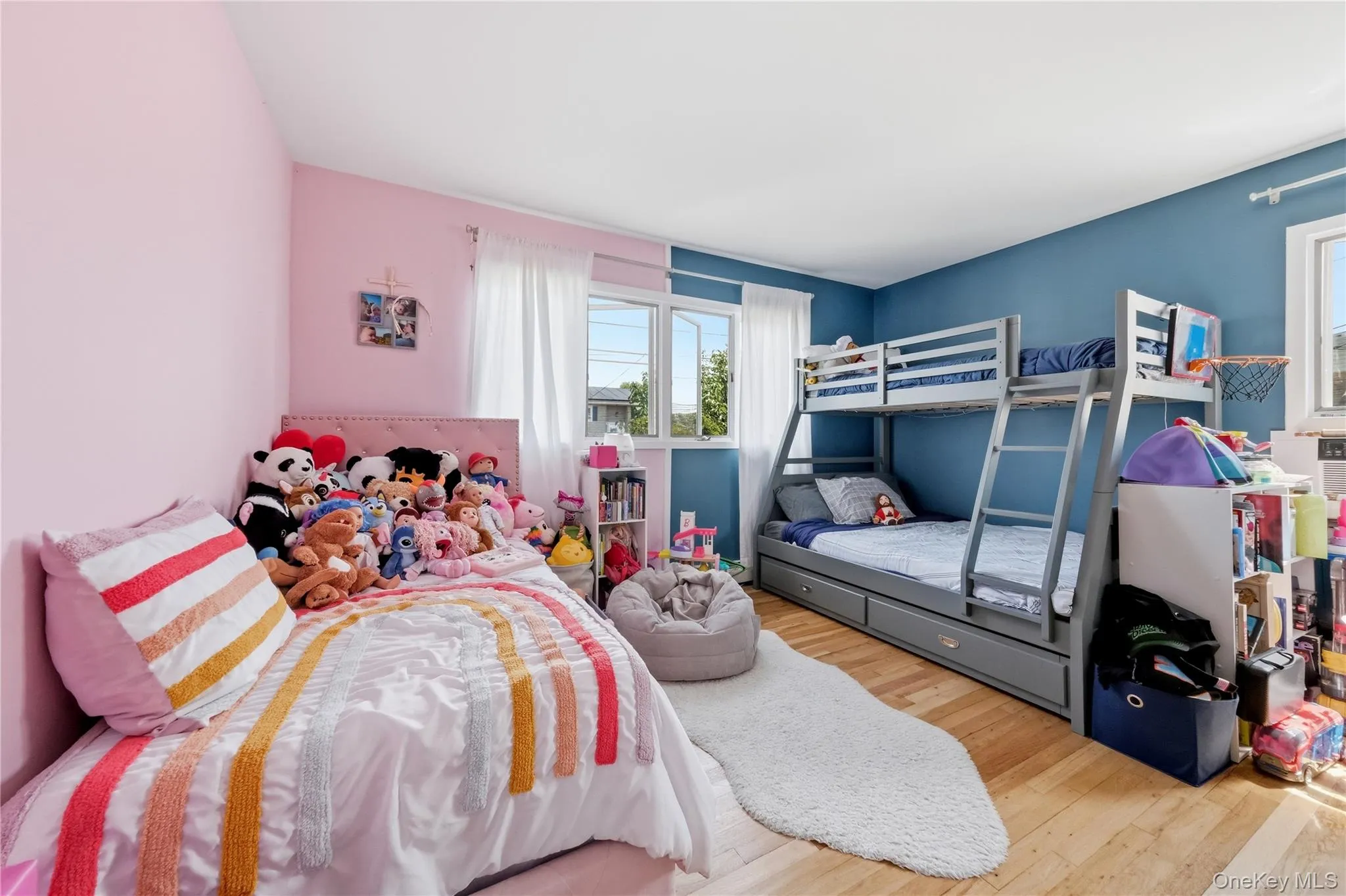 20 Elm Street, Oyster Bay, NY, 5 Bedrooms Bedrooms, 11 Rooms Rooms,3 BathroomsBathrooms,Residential,For Rent,Elm,0,1010348 20 Elm Street, Oyster Bay, NY, 5 Bedrooms Bedrooms, 11 Rooms Rooms,3 BathroomsBathrooms,Residential,For Rent,Elm,0,1010348