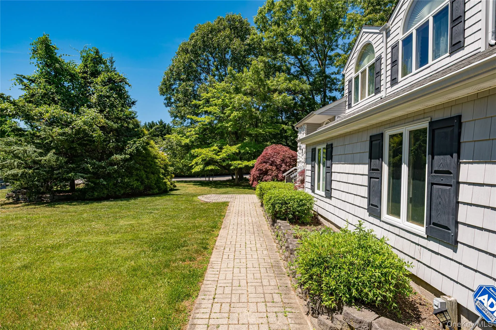 11 Annemarie Drive, Smithtown, NY, 4 Bedrooms Bedrooms, 8 Rooms Rooms,2 BathroomsBathrooms,Residential,For Rent,Annemarie,0,1010352 11 Annemarie Drive, Smithtown, NY, 4 Bedrooms Bedrooms, 8 Rooms Rooms,2 BathroomsBathrooms,Residential,For Rent,Annemarie,0,1010352