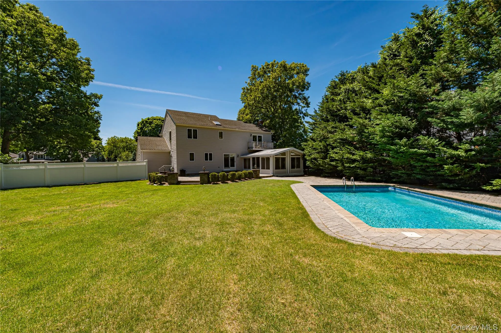 11 Annemarie Drive, Smithtown, NY, 4 Bedrooms Bedrooms, 8 Rooms Rooms,2 BathroomsBathrooms,Residential,For Rent,Annemarie,0,1010352 11 Annemarie Drive, Smithtown, NY, 4 Bedrooms Bedrooms, 8 Rooms Rooms,2 BathroomsBathrooms,Residential,For Rent,Annemarie,0,1010352