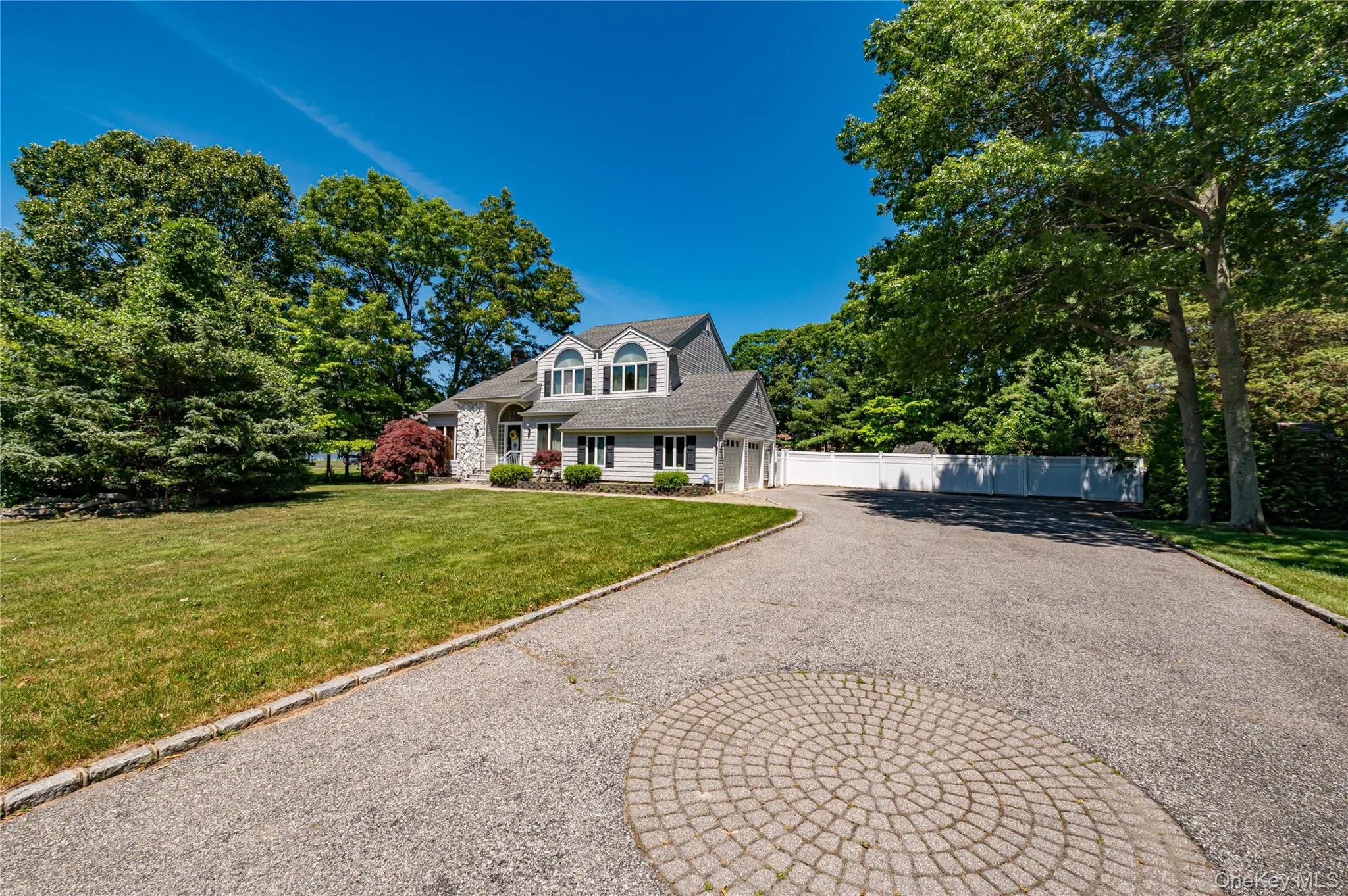 11 Annemarie Drive, Smithtown, NY, 4 Bedrooms Bedrooms, 8 Rooms Rooms,2 BathroomsBathrooms,Residential,For Rent,Annemarie,0,1010352 11 Annemarie Drive, Smithtown, NY, 4 Bedrooms Bedrooms, 8 Rooms Rooms,2 BathroomsBathrooms,Residential,For Rent,Annemarie,0,1010352