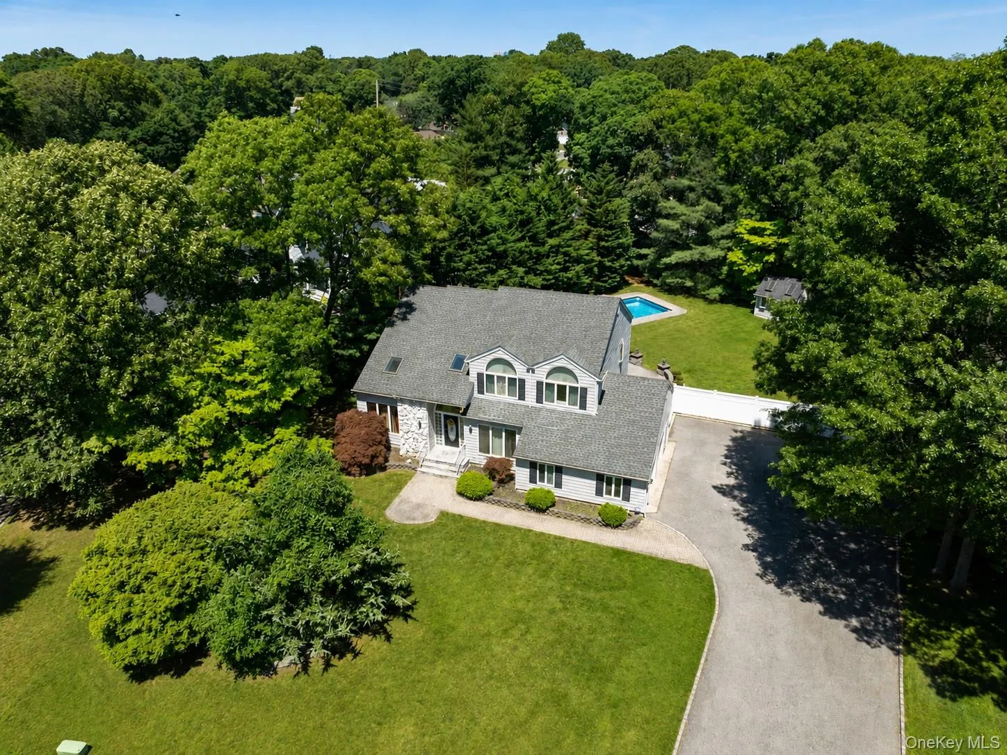 11 Annemarie Drive, Smithtown, NY, 4 Bedrooms Bedrooms, 8 Rooms Rooms,2 BathroomsBathrooms,Residential,For Rent,Annemarie,0,1010352 11 Annemarie Drive, Smithtown, NY, 4 Bedrooms Bedrooms, 8 Rooms Rooms,2 BathroomsBathrooms,Residential,For Rent,Annemarie,0,1010352