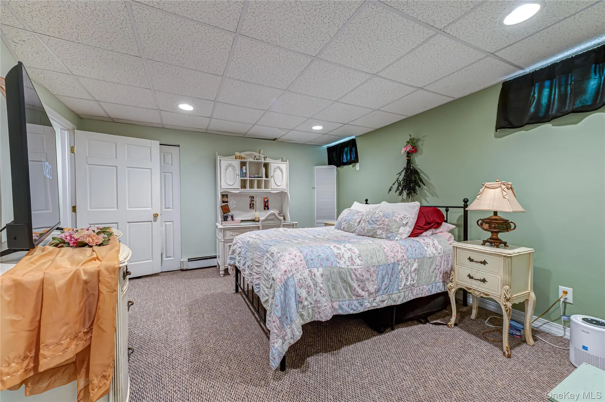 11 Annemarie Drive, Smithtown, NY, 4 Bedrooms Bedrooms, 8 Rooms Rooms,2 BathroomsBathrooms,Residential,For Rent,Annemarie,0,1010352 11 Annemarie Drive, Smithtown, NY, 4 Bedrooms Bedrooms, 8 Rooms Rooms,2 BathroomsBathrooms,Residential,For Rent,Annemarie,0,1010352