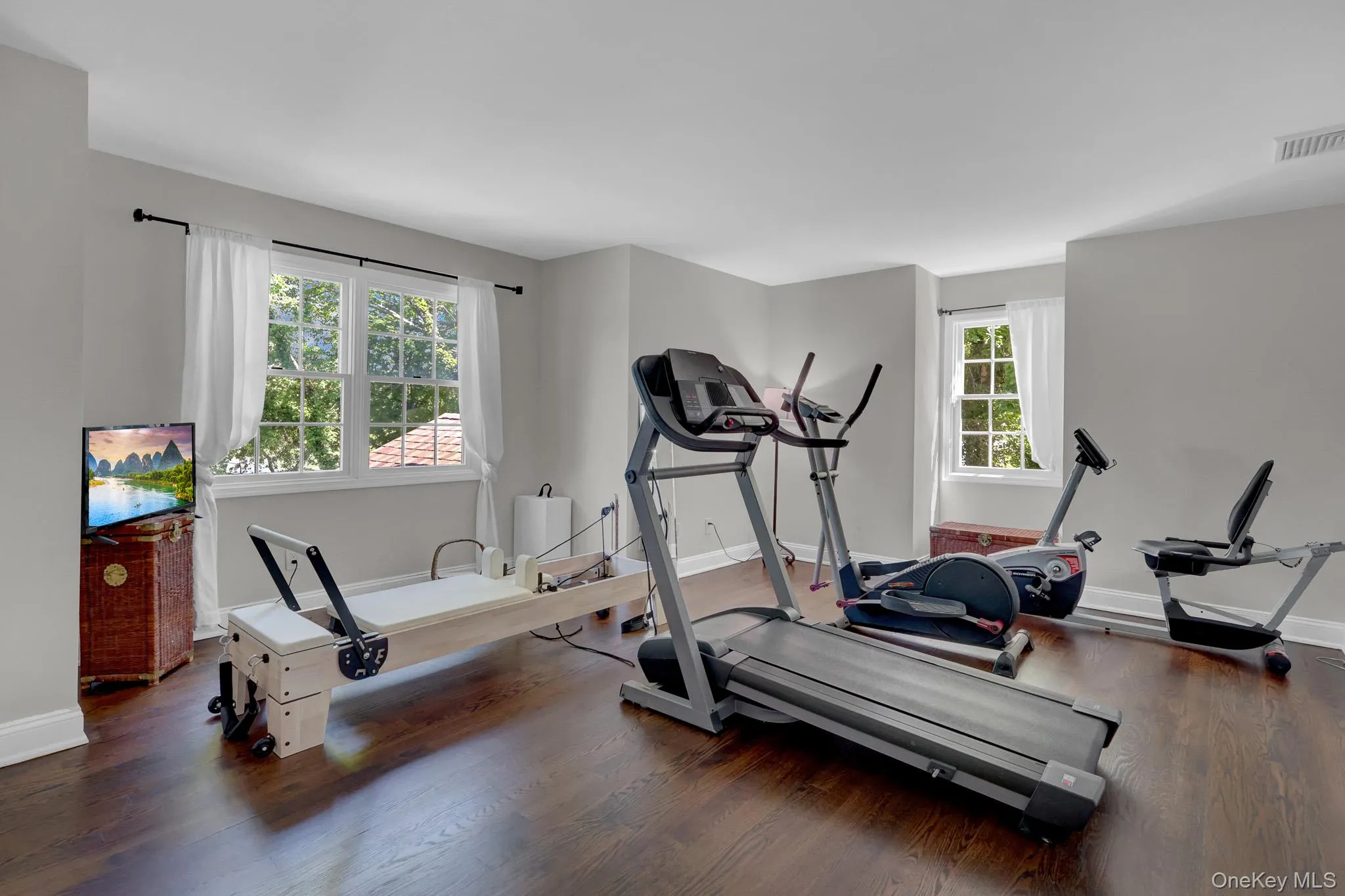 18 Cedar Lane, Brookhaven, NY, 6 Bedrooms Bedrooms, 13 Rooms Rooms,3 BathroomsBathrooms,Residential,For Rent,Cedar,0,1010353 18 Cedar Lane, Brookhaven, NY, 6 Bedrooms Bedrooms, 13 Rooms Rooms,3 BathroomsBathrooms,Residential,For Rent,Cedar,0,1010353