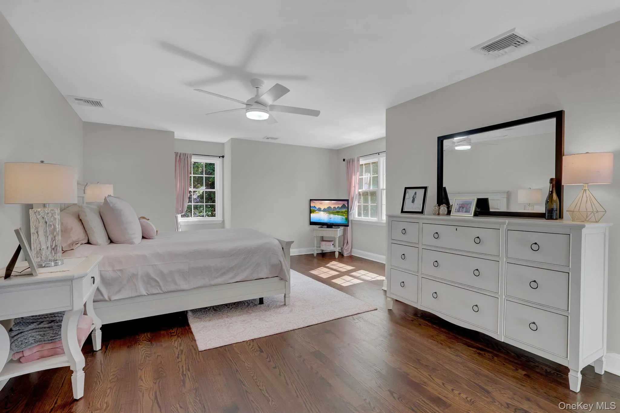 18 Cedar Lane, Brookhaven, NY, 6 Bedrooms Bedrooms, 13 Rooms Rooms,3 BathroomsBathrooms,Residential,For Rent,Cedar,0,1010353 18 Cedar Lane, Brookhaven, NY, 6 Bedrooms Bedrooms, 13 Rooms Rooms,3 BathroomsBathrooms,Residential,For Rent,Cedar,0,1010353