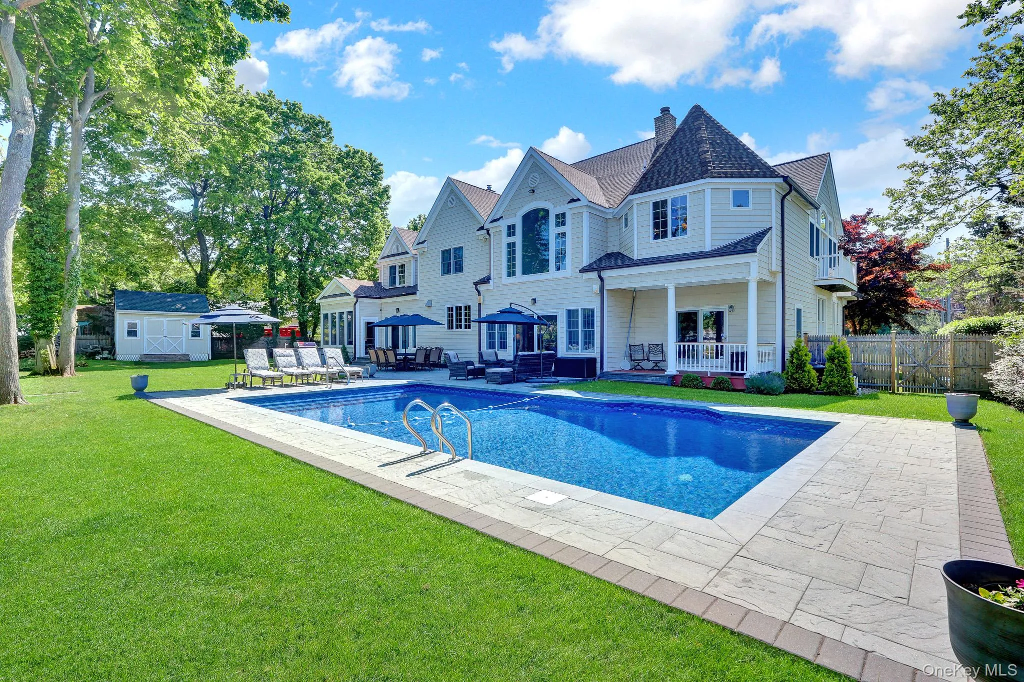 18 Cedar Lane, Brookhaven, NY, 6 Bedrooms Bedrooms, 13 Rooms Rooms,3 BathroomsBathrooms,Residential,For Rent,Cedar,0,1010353 18 Cedar Lane, Brookhaven, NY, 6 Bedrooms Bedrooms, 13 Rooms Rooms,3 BathroomsBathrooms,Residential,For Rent,Cedar,0,1010353