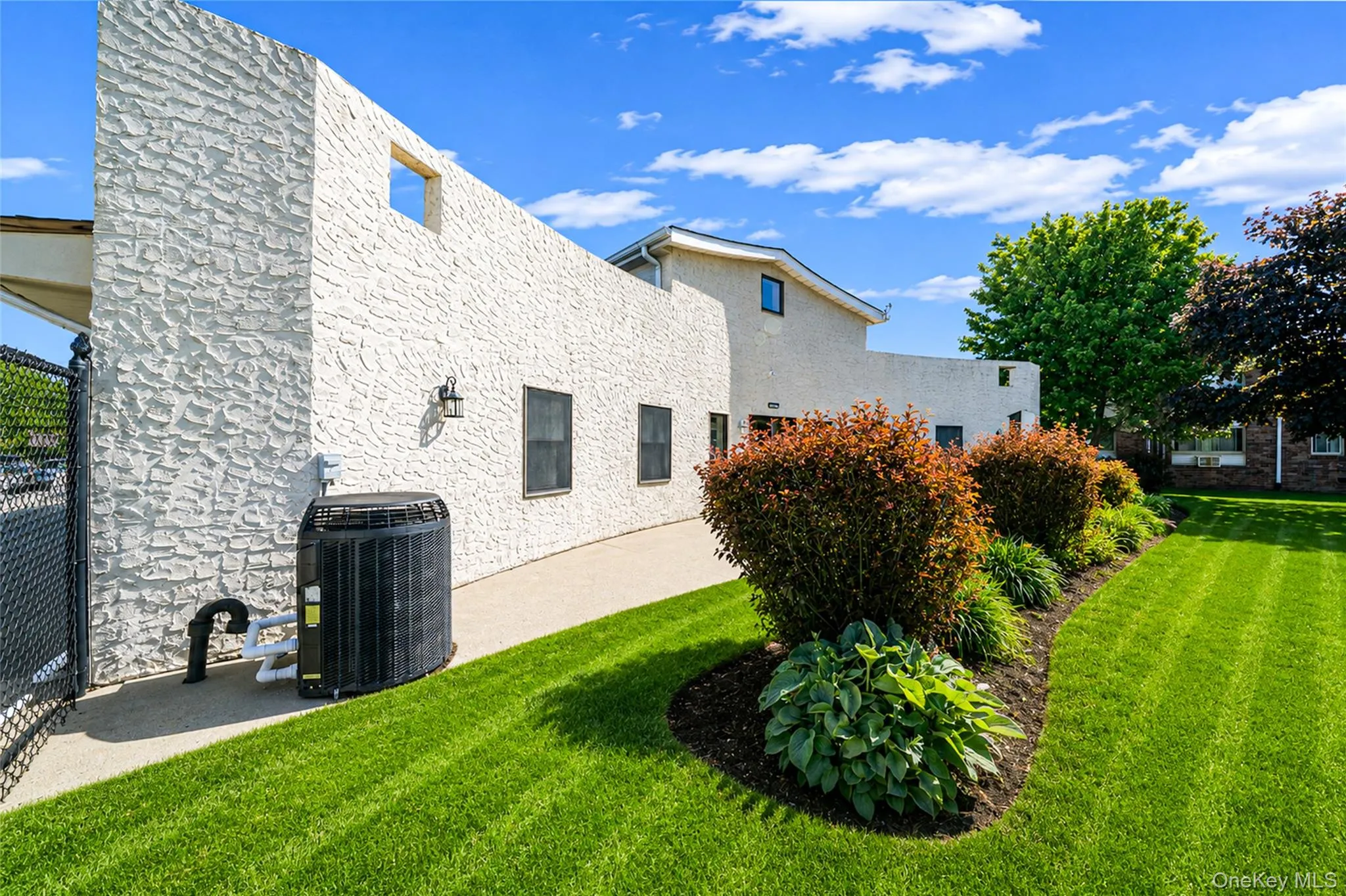 2397 union blvd, Islip, NY, 2 Bedrooms Bedrooms, 4 Rooms Rooms,1 BathroomBathrooms,Residential,For Rent,union blvd,0,1010355 2397 union blvd, Islip, NY, 2 Bedrooms Bedrooms, 4 Rooms Rooms,1 BathroomBathrooms,Residential,For Rent,union blvd,0,1010355