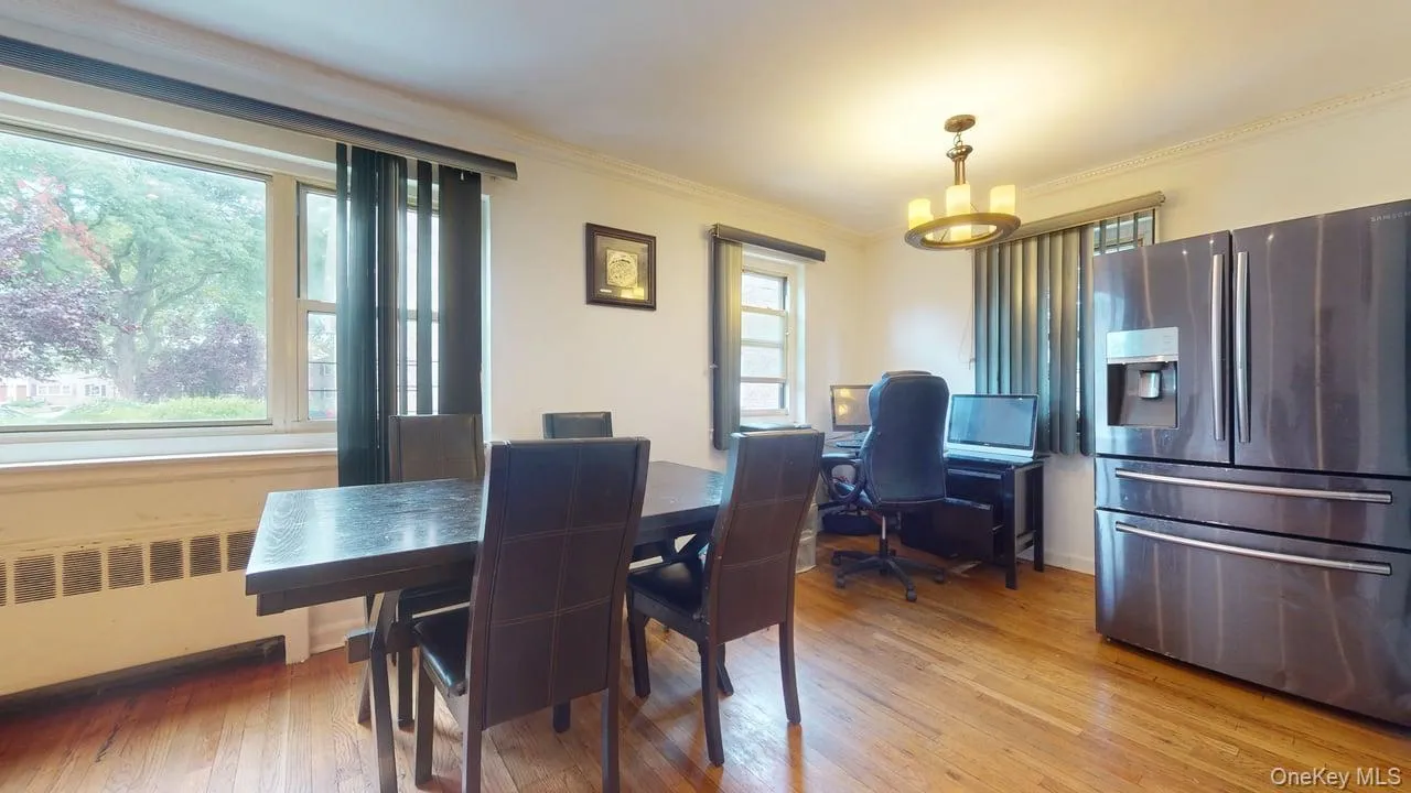 150-28 Jewel Avenue, New York, NY, 2 Bedrooms Bedrooms, 4 Rooms Rooms,1 BathroomBathrooms,Residential,For Rent,Jewel,0,1010356 150-28 Jewel Avenue, New York, NY, 2 Bedrooms Bedrooms, 4 Rooms Rooms,1 BathroomBathrooms,Residential,For Rent,Jewel,0,1010356