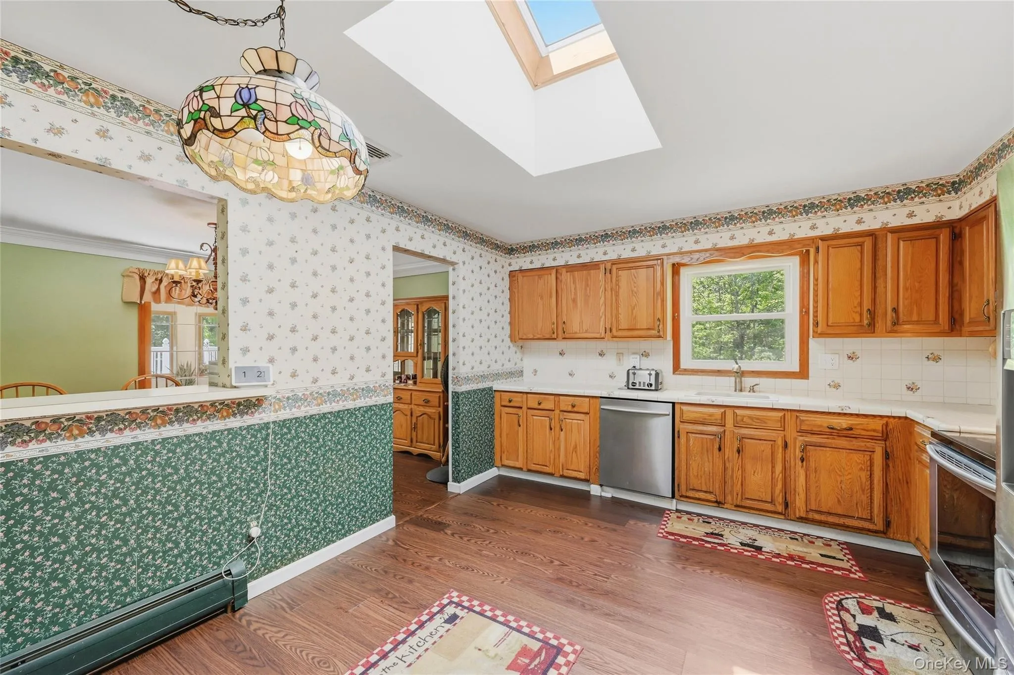 27 Van Tassel Court, Woodbury, NY, 6 Bedrooms Bedrooms, 10 Rooms Rooms,3 BathroomsBathrooms,Residential,For Rent,Van Tassel,0,1010358 27 Van Tassel Court, Woodbury, NY, 6 Bedrooms Bedrooms, 10 Rooms Rooms,3 BathroomsBathrooms,Residential,For Rent,Van Tassel,0,1010358