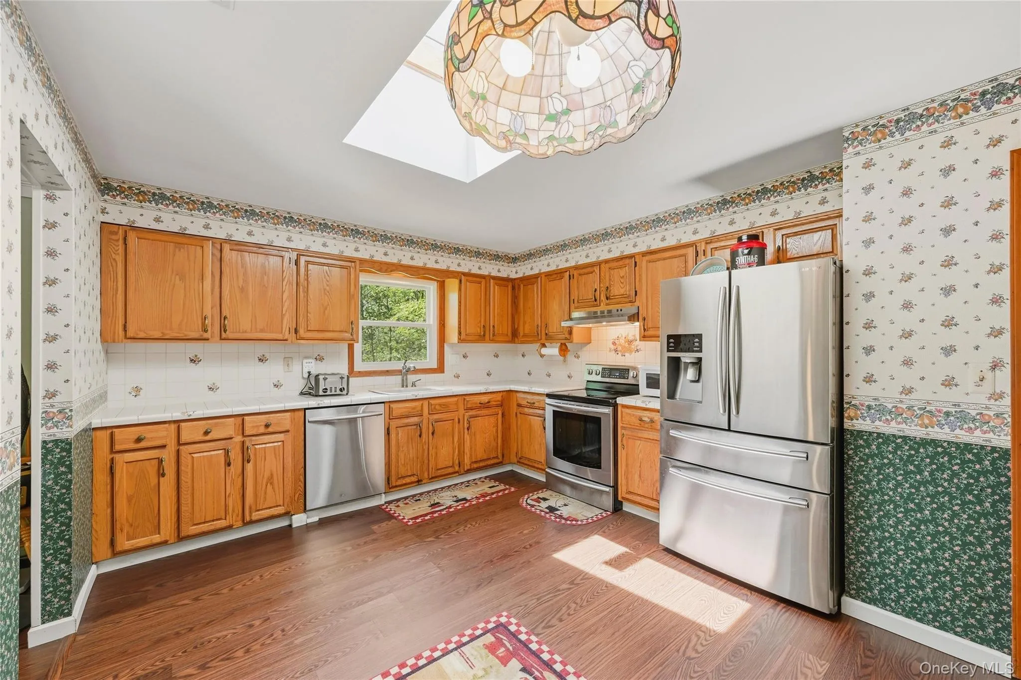 27 Van Tassel Court, Woodbury, NY, 6 Bedrooms Bedrooms, 10 Rooms Rooms,3 BathroomsBathrooms,Residential,For Rent,Van Tassel,0,1010358 27 Van Tassel Court, Woodbury, NY, 6 Bedrooms Bedrooms, 10 Rooms Rooms,3 BathroomsBathrooms,Residential,For Rent,Van Tassel,0,1010358