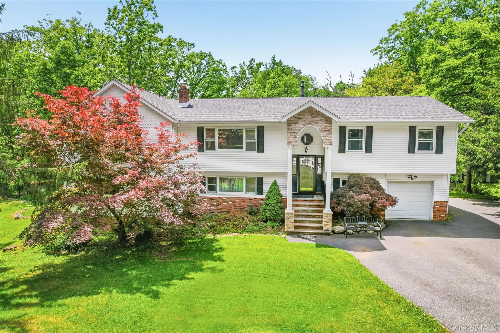 27 Van Tassel Court, Woodbury, NY, 6 Bedrooms Bedrooms, 10 Rooms Rooms,3 BathroomsBathrooms,Residential,For Rent,Van Tassel,0,1010358 27 Van Tassel Court, Woodbury, NY, 6 Bedrooms Bedrooms, 10 Rooms Rooms,3 BathroomsBathrooms,Residential,For Rent,Van Tassel,0,1010358