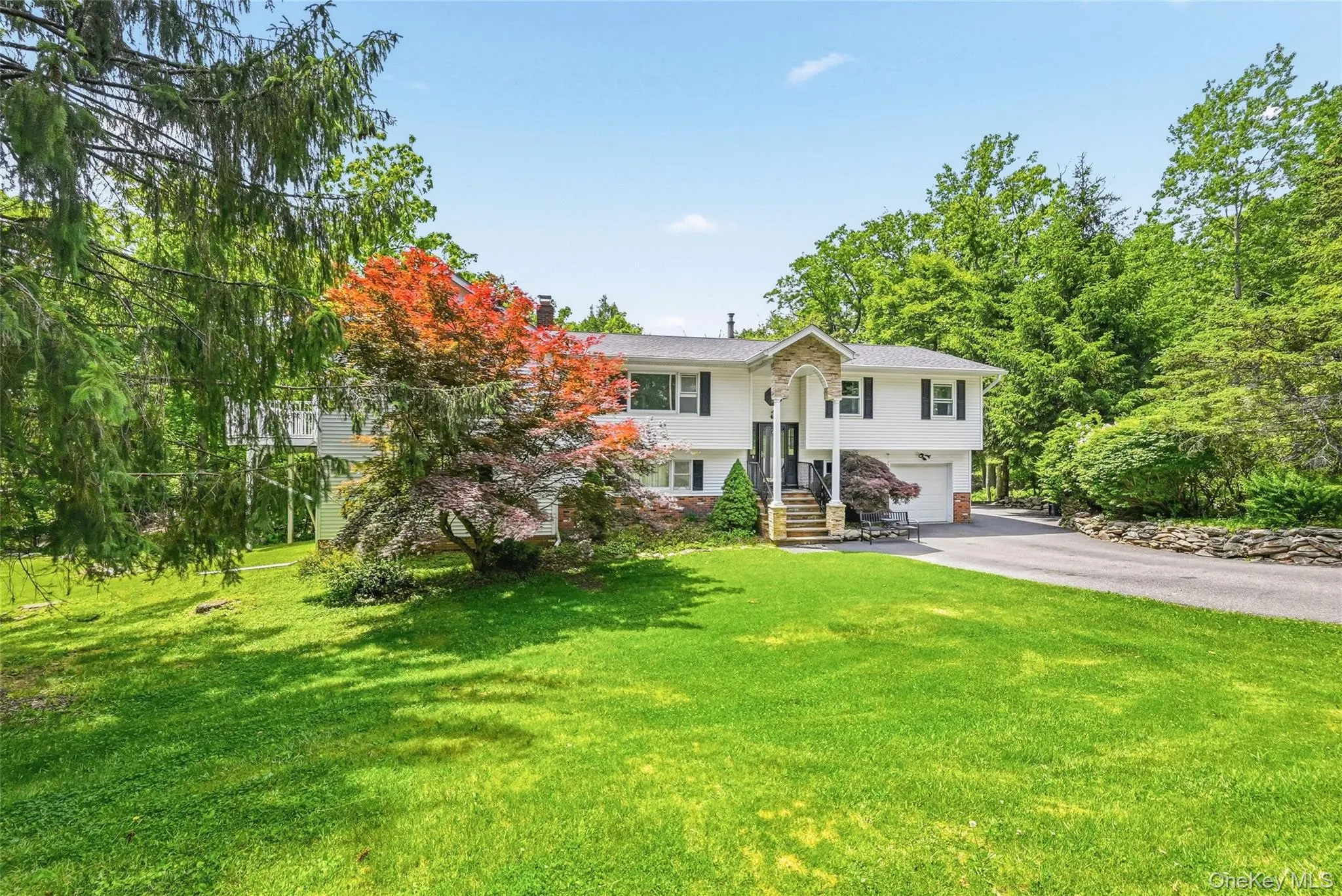 27 Van Tassel Court, Woodbury, NY, 6 Bedrooms Bedrooms, 10 Rooms Rooms,3 BathroomsBathrooms,Residential,For Rent,Van Tassel,0,1010358 27 Van Tassel Court, Woodbury, NY, 6 Bedrooms Bedrooms, 10 Rooms Rooms,3 BathroomsBathrooms,Residential,For Rent,Van Tassel,0,1010358
