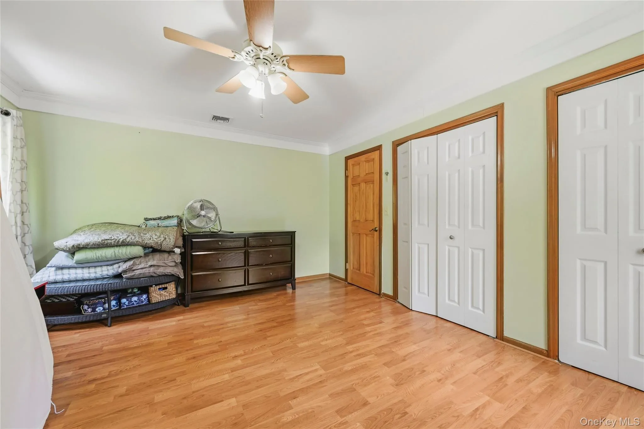27 Van Tassel Court, Woodbury, NY, 6 Bedrooms Bedrooms, 10 Rooms Rooms,3 BathroomsBathrooms,Residential,For Rent,Van Tassel,0,1010358 27 Van Tassel Court, Woodbury, NY, 6 Bedrooms Bedrooms, 10 Rooms Rooms,3 BathroomsBathrooms,Residential,For Rent,Van Tassel,0,1010358