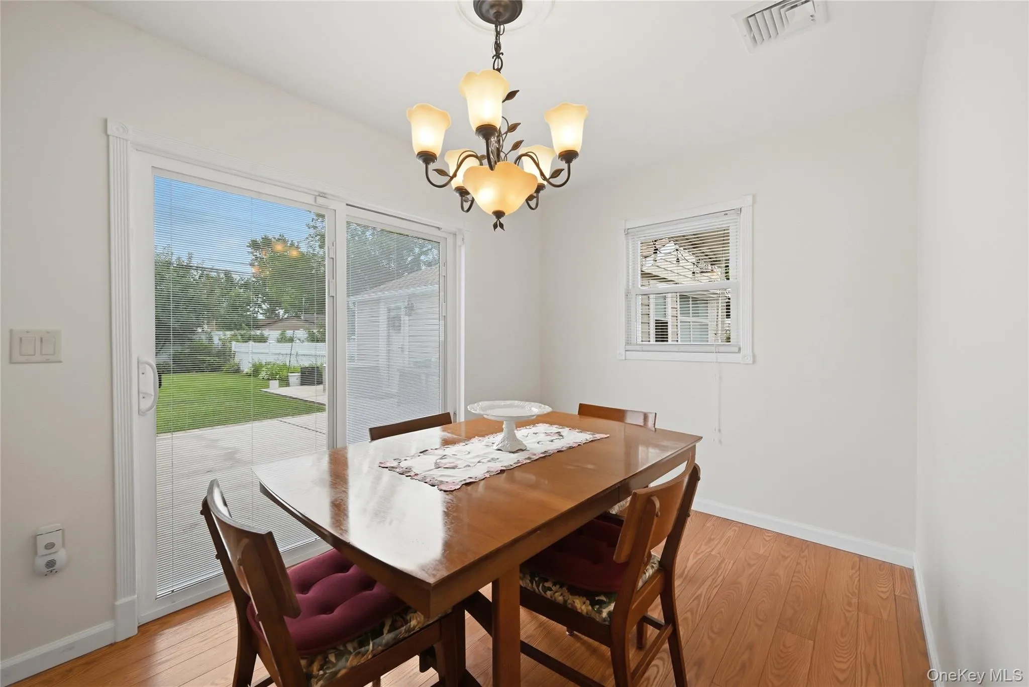 16 Harrow Lane, Hempstead, NY, 3 Bedrooms Bedrooms, 7 Rooms Rooms,2 BathroomsBathrooms,Residential,For Rent,Harrow,0,1010363 16 Harrow Lane, Hempstead, NY, 3 Bedrooms Bedrooms, 7 Rooms Rooms,2 BathroomsBathrooms,Residential,For Rent,Harrow,0,1010363