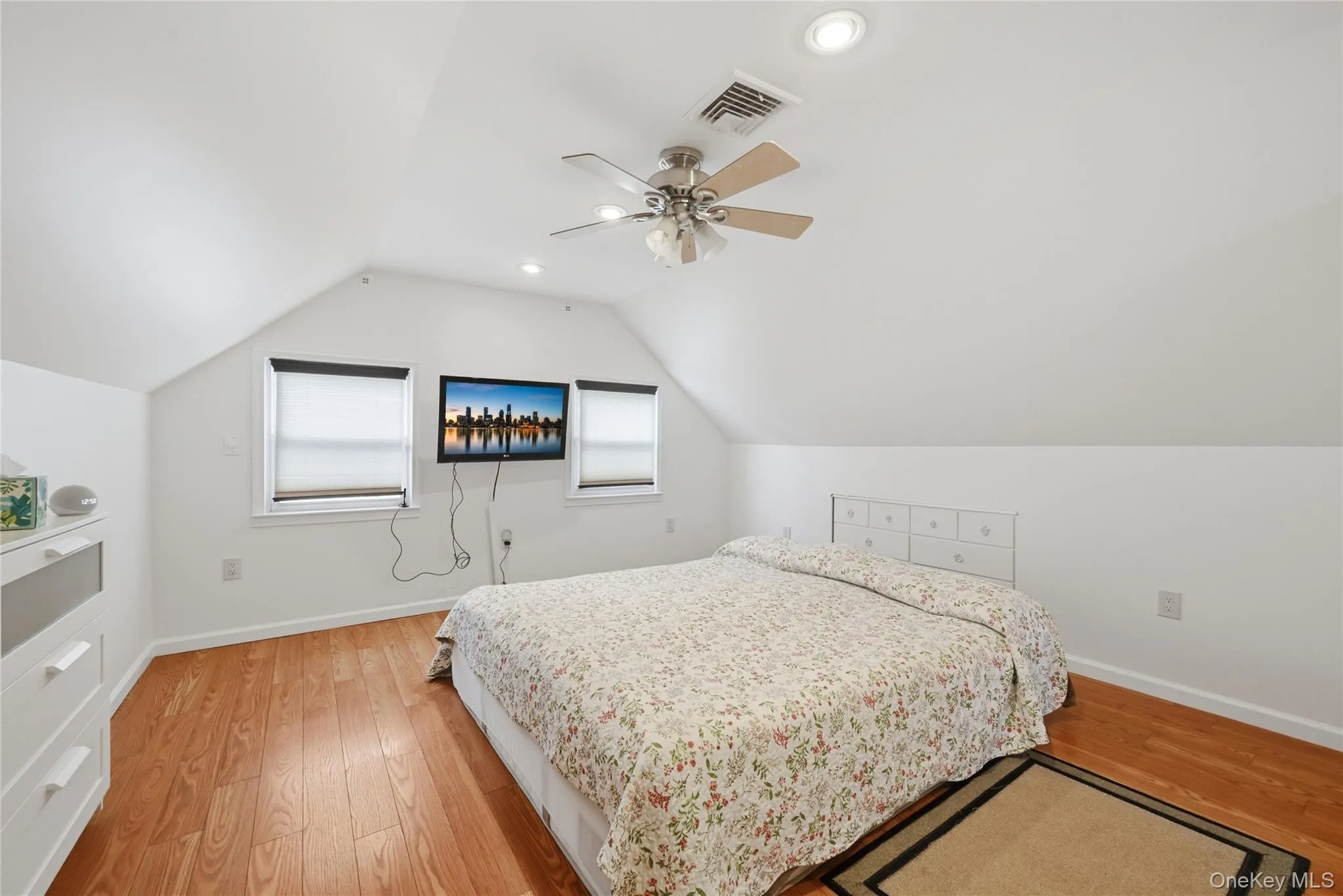 16 Harrow Lane, Hempstead, NY, 3 Bedrooms Bedrooms, 7 Rooms Rooms,2 BathroomsBathrooms,Residential,For Rent,Harrow,0,1010363 16 Harrow Lane, Hempstead, NY, 3 Bedrooms Bedrooms, 7 Rooms Rooms,2 BathroomsBathrooms,Residential,For Rent,Harrow,0,1010363