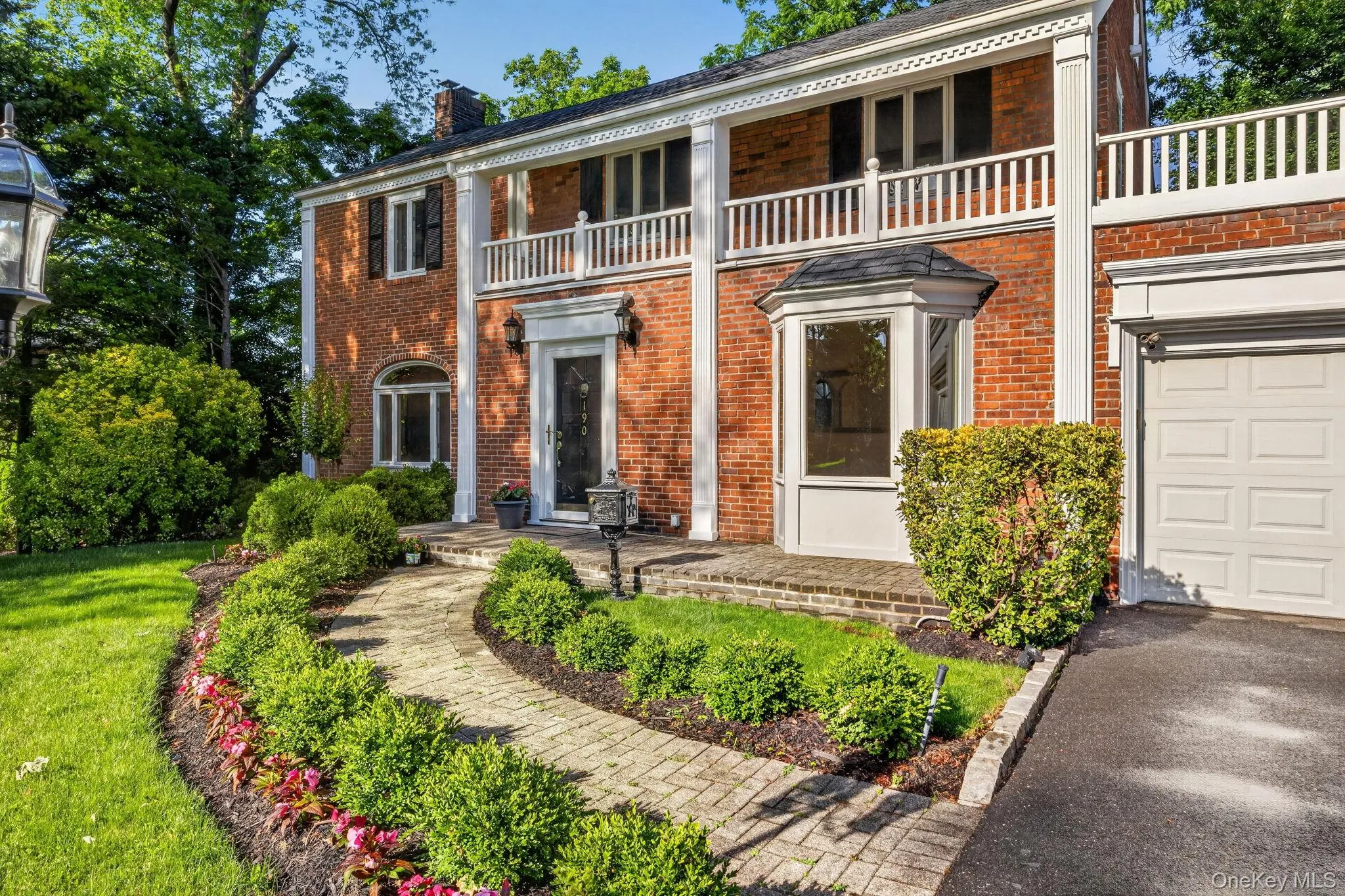 190 Sussex Drive, North Hempstead, NY, 3 Bedrooms Bedrooms, 8 Rooms Rooms,2 BathroomsBathrooms,Residential,For Rent,Sussex,0,1010365 190 Sussex Drive, North Hempstead, NY, 3 Bedrooms Bedrooms, 8 Rooms Rooms,2 BathroomsBathrooms,Residential,For Rent,Sussex,0,1010365