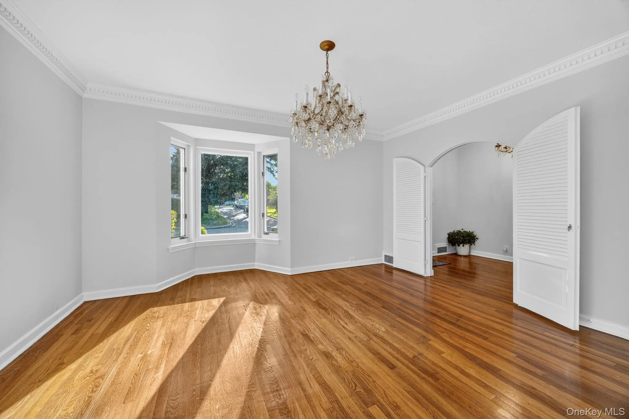 190 Sussex Drive, North Hempstead, NY, 3 Bedrooms Bedrooms, 8 Rooms Rooms,2 BathroomsBathrooms,Residential,For Rent,Sussex,0,1010365 190 Sussex Drive, North Hempstead, NY, 3 Bedrooms Bedrooms, 8 Rooms Rooms,2 BathroomsBathrooms,Residential,For Rent,Sussex,0,1010365
