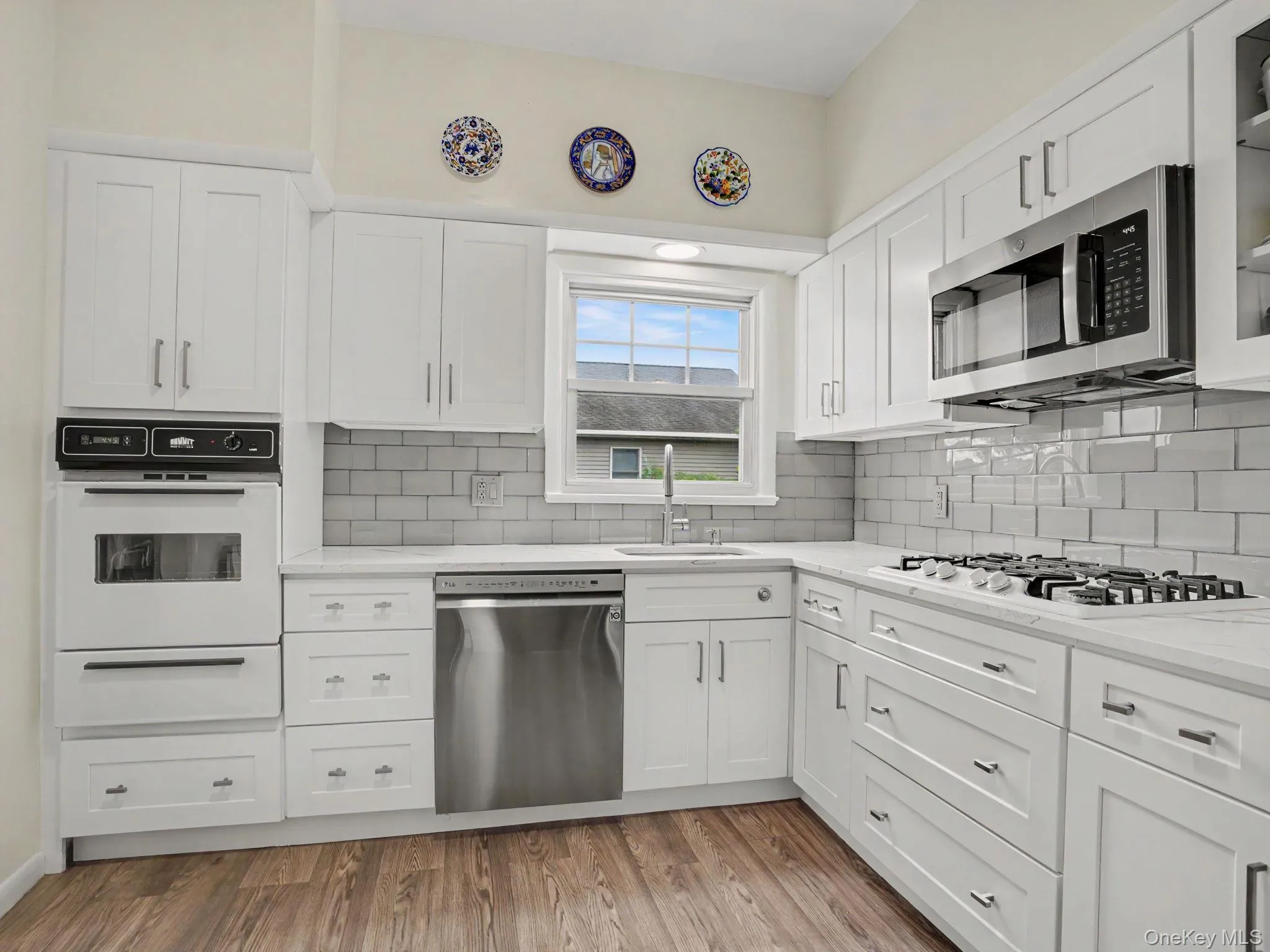 17 Gedney Way, White Plains, NY, 3 Bedrooms Bedrooms, 13 Rooms Rooms,2 BathroomsBathrooms,Residential,For Rent,Gedney,0,KEY1010372 17 Gedney Way, White Plains, NY, 3 Bedrooms Bedrooms, 13 Rooms Rooms,2 BathroomsBathrooms,Residential,For Rent,Gedney,0,KEY1010372