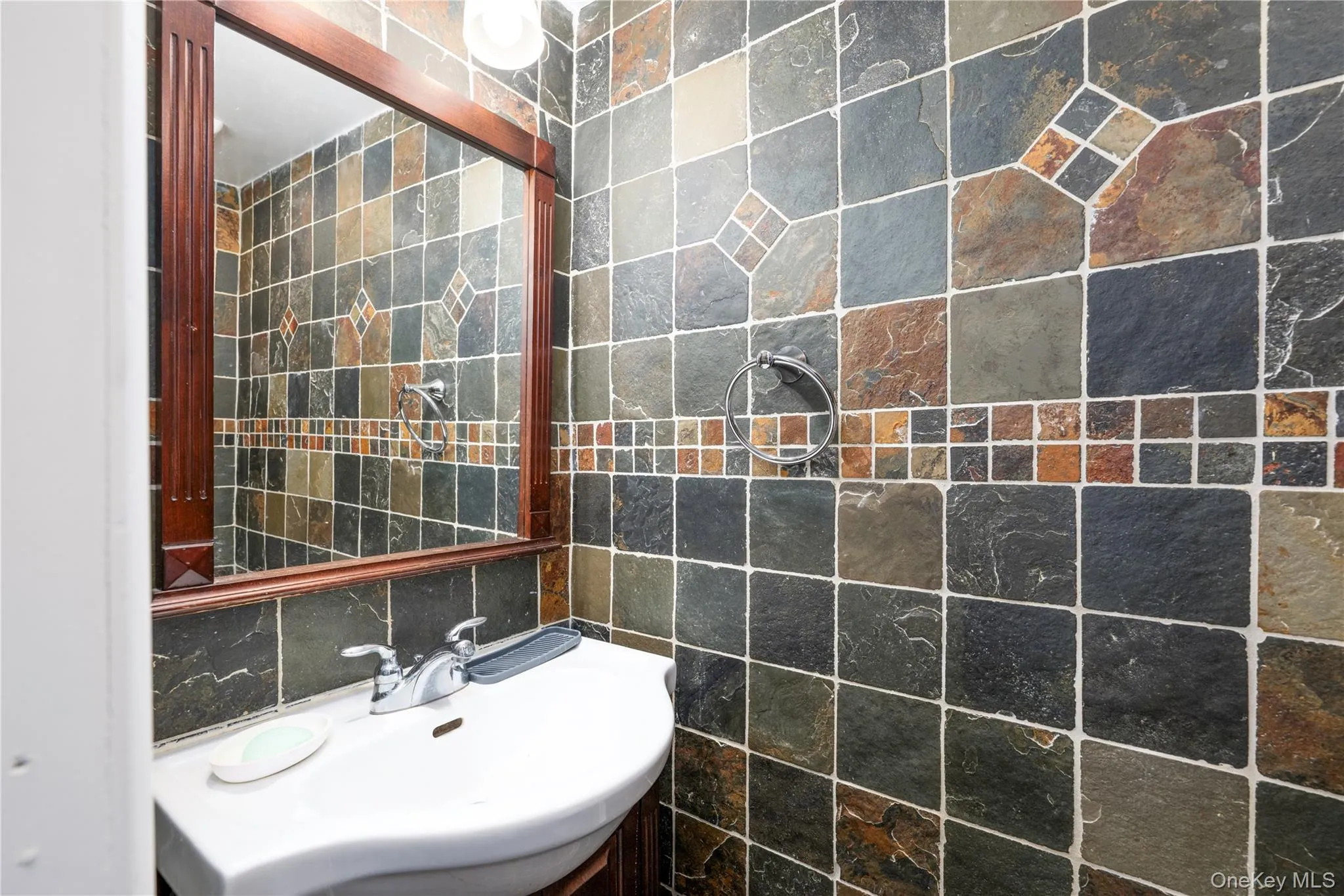 326 Lovell Street, Carmel, NY, 3 Bedrooms Bedrooms, 6 Rooms Rooms,2 BathroomsBathrooms,Residential,For Rent,Lovell,0,1010380 326 Lovell Street, Carmel, NY, 3 Bedrooms Bedrooms, 6 Rooms Rooms,2 BathroomsBathrooms,Residential,For Rent,Lovell,0,1010380