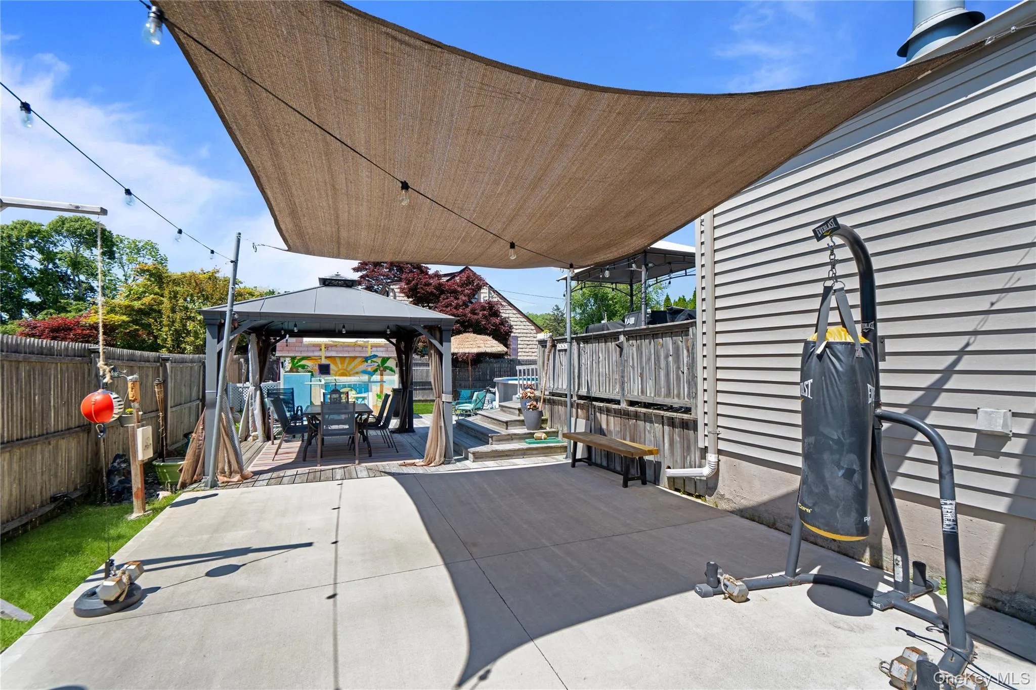 36 Lumur Drive, Islip, NY, 3 Bedrooms Bedrooms, 7 Rooms Rooms,2 BathroomsBathrooms,Residential,For Rent,Lumur,0,1010382 36 Lumur Drive, Islip, NY, 3 Bedrooms Bedrooms, 7 Rooms Rooms,2 BathroomsBathrooms,Residential,For Rent,Lumur,0,1010382