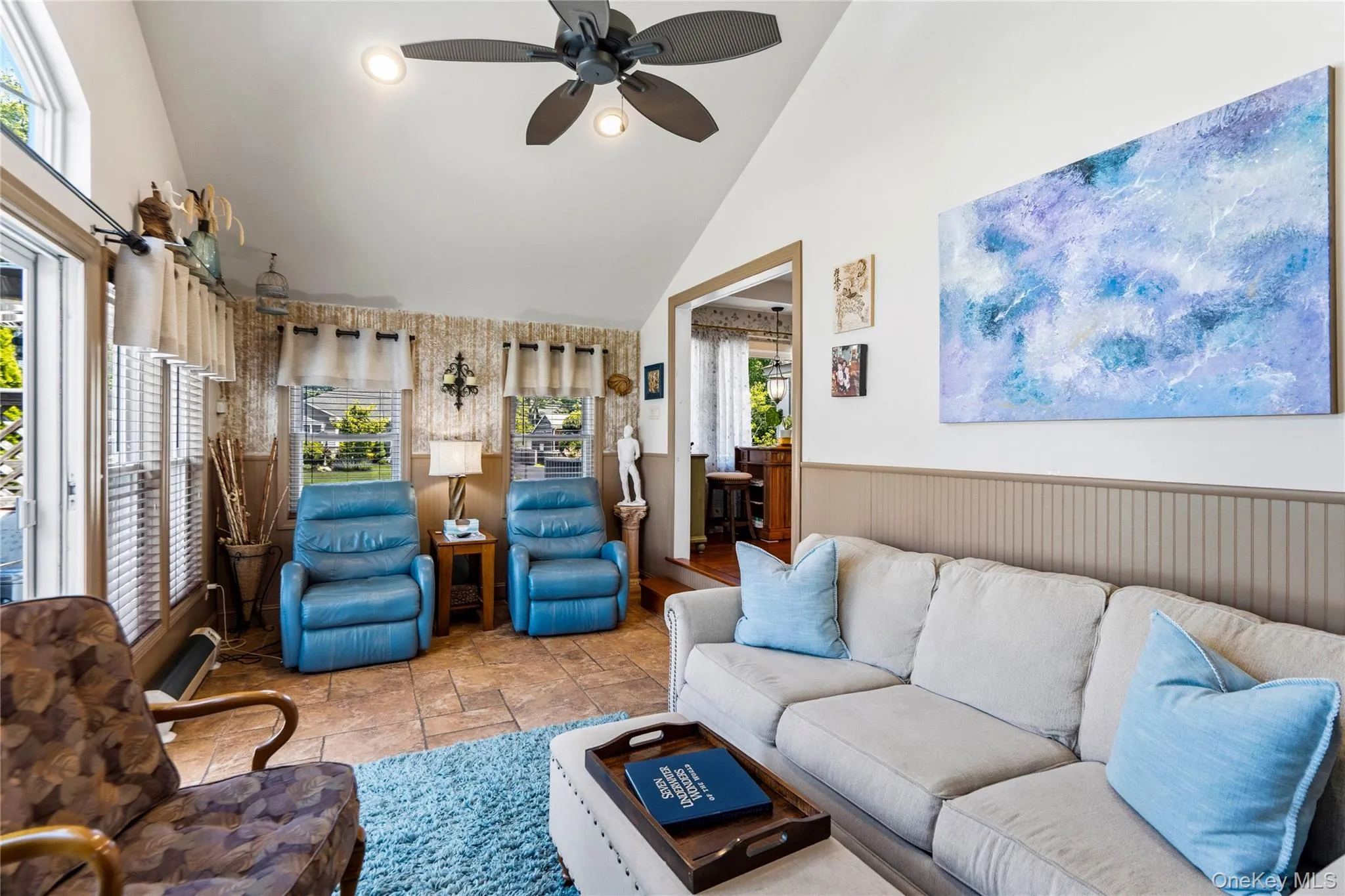36 Lumur Drive, Islip, NY, 3 Bedrooms Bedrooms, 7 Rooms Rooms,2 BathroomsBathrooms,Residential,For Rent,Lumur,0,KEY1010382 36 Lumur Drive, Islip, NY, 3 Bedrooms Bedrooms, 7 Rooms Rooms,2 BathroomsBathrooms,Residential,For Rent,Lumur,0,KEY1010382