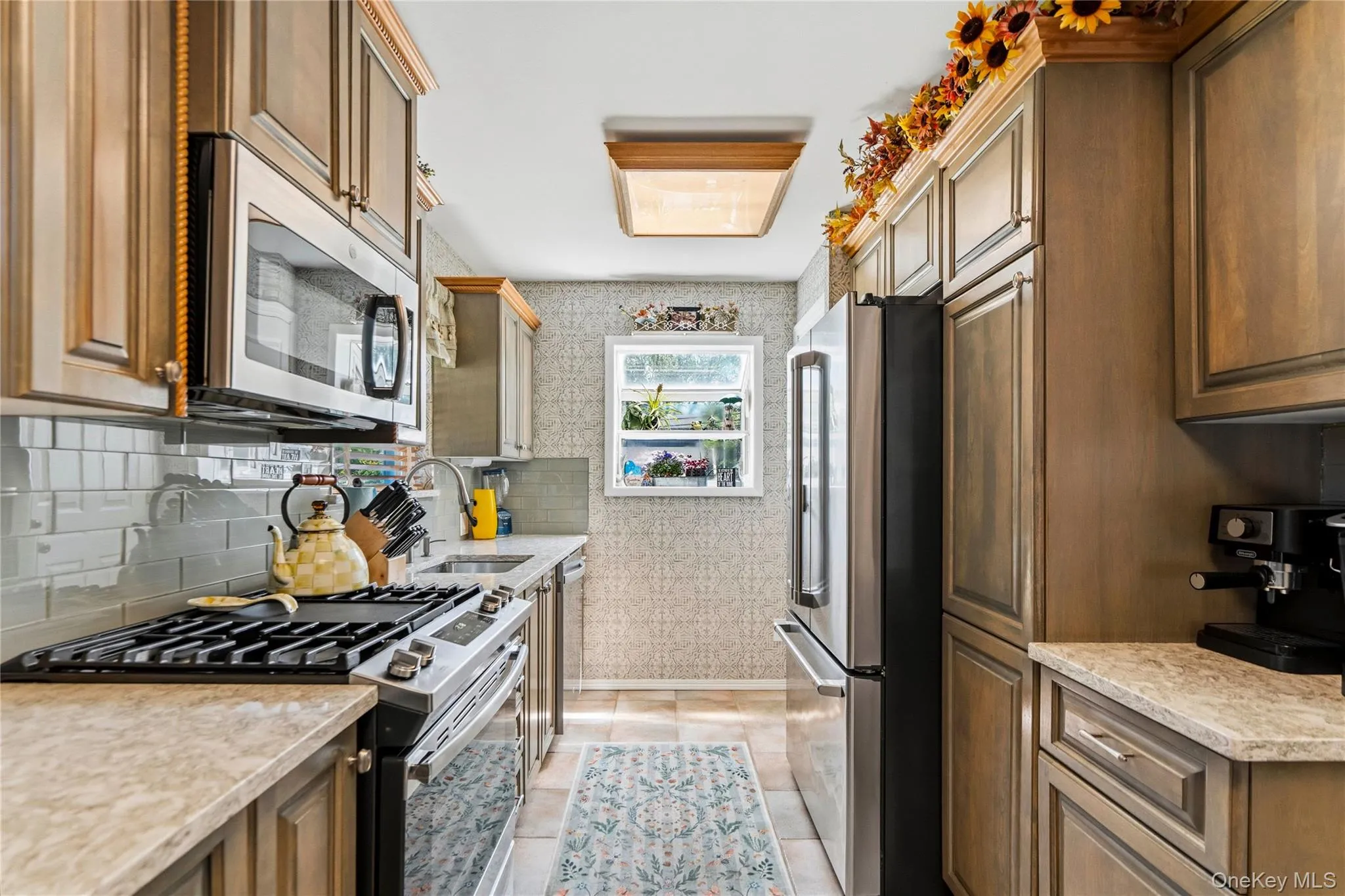 36 Lumur Drive, Islip, NY, 3 Bedrooms Bedrooms, 7 Rooms Rooms,2 BathroomsBathrooms,Residential,For Rent,Lumur,0,1010382 36 Lumur Drive, Islip, NY, 3 Bedrooms Bedrooms, 7 Rooms Rooms,2 BathroomsBathrooms,Residential,For Rent,Lumur,0,1010382