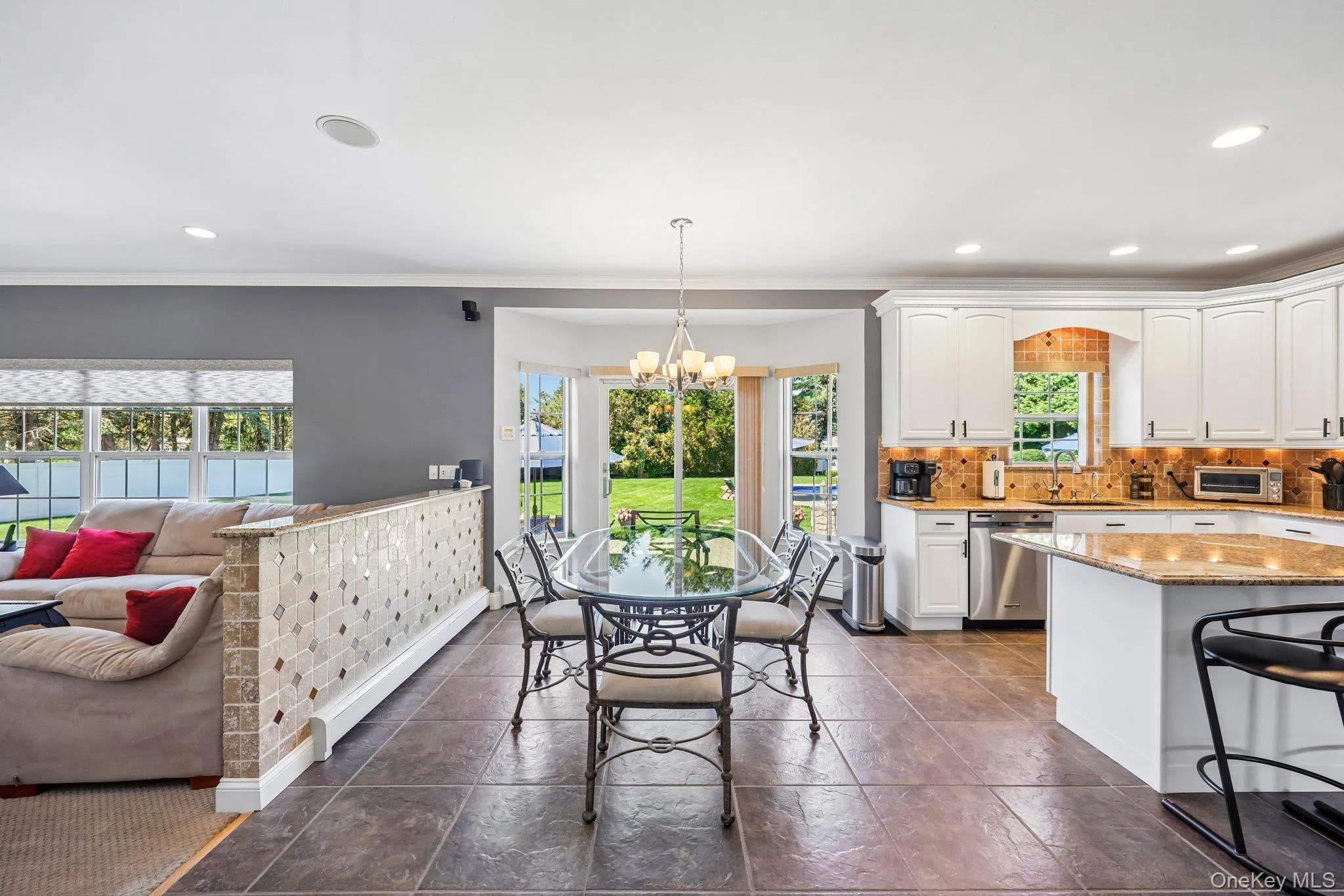 43 Sweetgum Lane, Brookhaven, NY, 4 Bedrooms Bedrooms, 8 Rooms Rooms,2 BathroomsBathrooms,Residential,For Rent,Sweetgum,0,1010384 43 Sweetgum Lane, Brookhaven, NY, 4 Bedrooms Bedrooms, 8 Rooms Rooms,2 BathroomsBathrooms,Residential,For Rent,Sweetgum,0,1010384