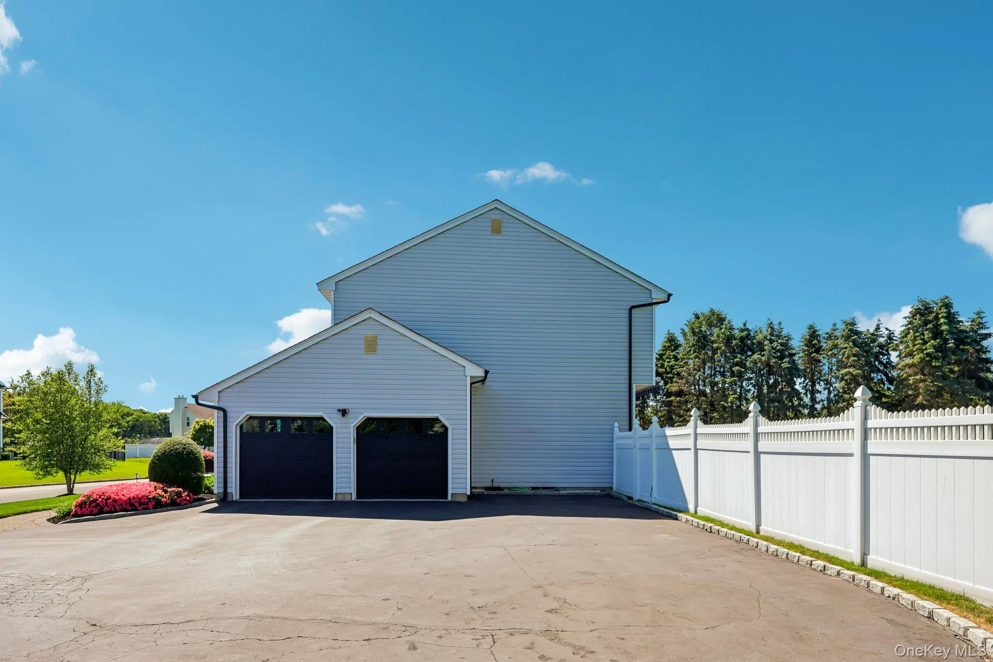 43 Sweetgum Lane, Brookhaven, NY, 4 Bedrooms Bedrooms, 8 Rooms Rooms,2 BathroomsBathrooms,Residential,For Rent,Sweetgum,0,1010384 43 Sweetgum Lane, Brookhaven, NY, 4 Bedrooms Bedrooms, 8 Rooms Rooms,2 BathroomsBathrooms,Residential,For Rent,Sweetgum,0,1010384