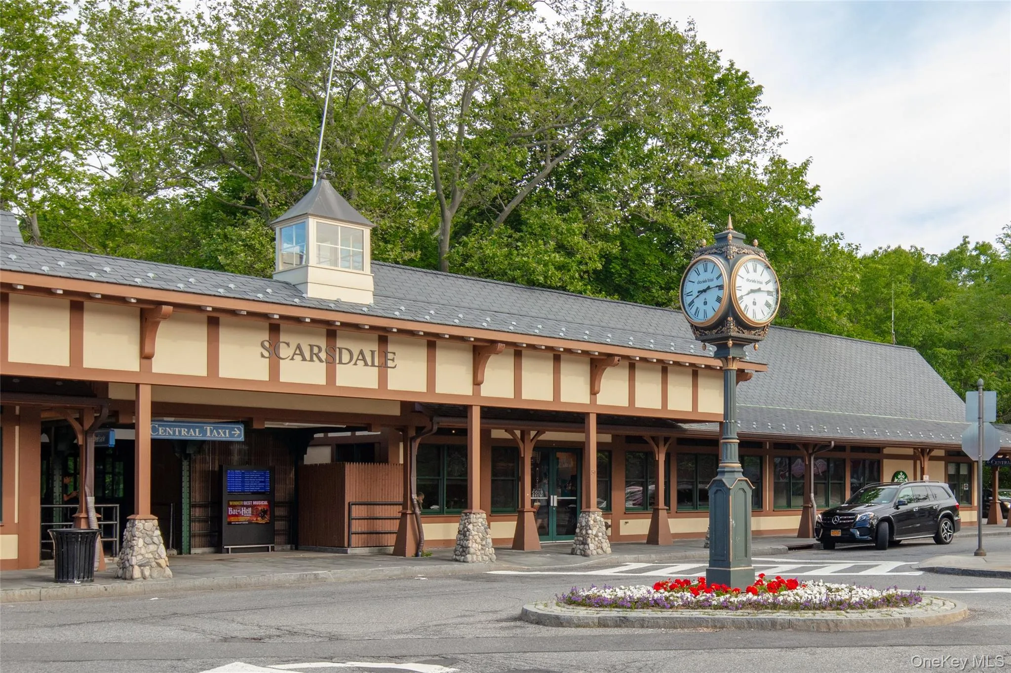 Walk to Scarsdale Train Station Walk to Scarsdale Train Station