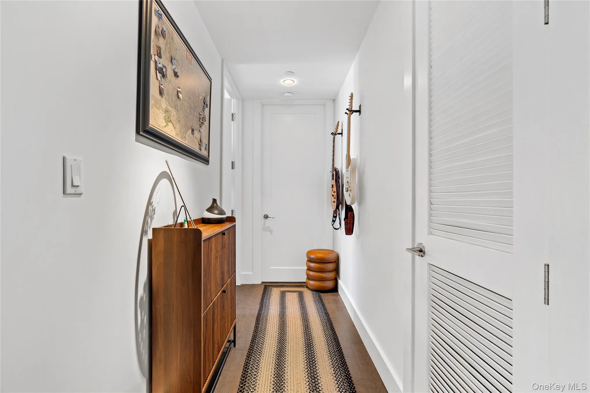 519 Borden Avenue, New York, NY, 2 Bedrooms Bedrooms, 4 Rooms Rooms,2 BathroomsBathrooms,Residential,For Rent,Borden,0,1010391 519 Borden Avenue, New York, NY, 2 Bedrooms Bedrooms, 4 Rooms Rooms,2 BathroomsBathrooms,Residential,For Rent,Borden,0,1010391