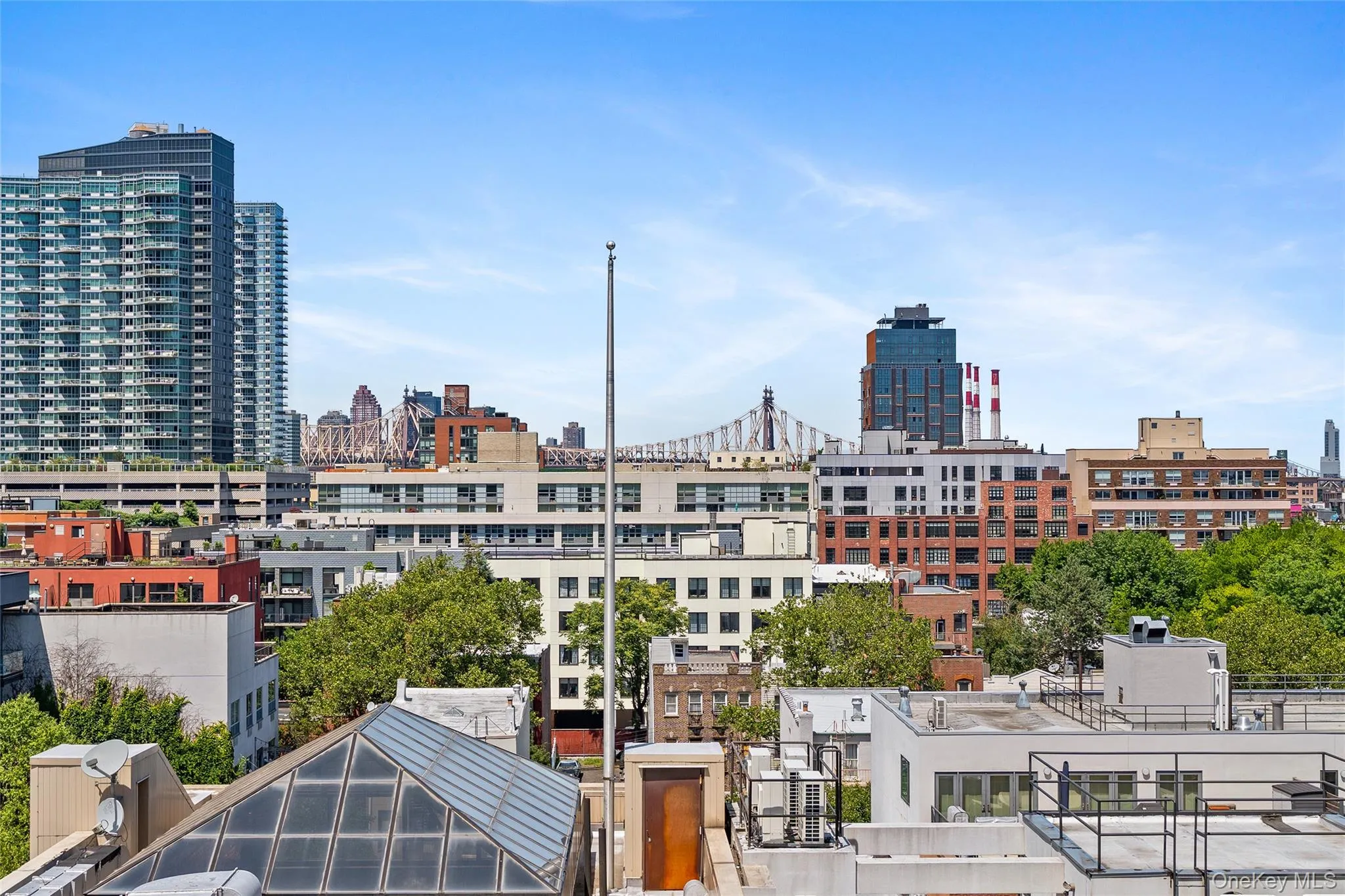 519 Borden Avenue, New York, NY, 2 Bedrooms Bedrooms, 4 Rooms Rooms,2 BathroomsBathrooms,Residential,For Rent,Borden,0,1010391 519 Borden Avenue, New York, NY, 2 Bedrooms Bedrooms, 4 Rooms Rooms,2 BathroomsBathrooms,Residential,For Rent,Borden,0,1010391