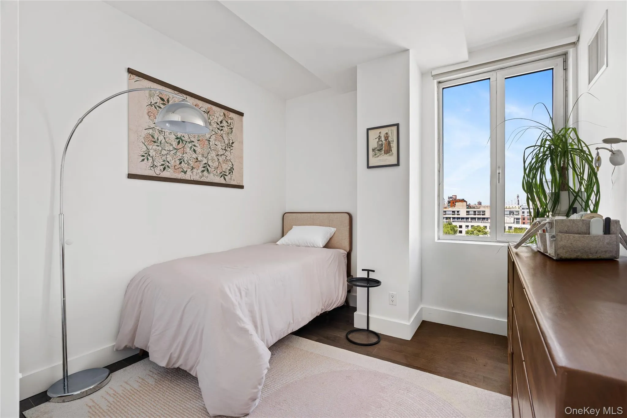 519 Borden Avenue, New York, NY, 2 Bedrooms Bedrooms, 4 Rooms Rooms,2 BathroomsBathrooms,Residential,For Rent,Borden,0,1010391 519 Borden Avenue, New York, NY, 2 Bedrooms Bedrooms, 4 Rooms Rooms,2 BathroomsBathrooms,Residential,For Rent,Borden,0,1010391