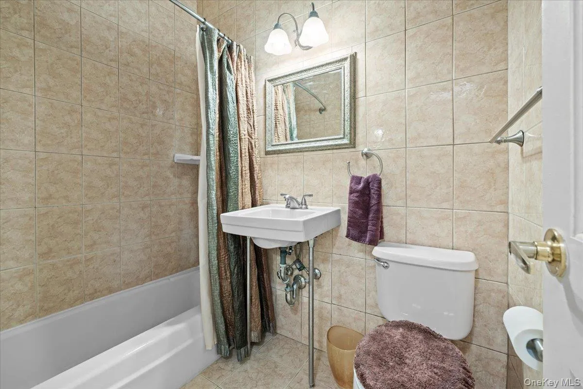 555 Kappock Street, New York, NY, 2 Bedrooms Bedrooms, 5 Rooms Rooms,2 BathroomsBathrooms,Residential,For Rent,Kappock,0,1010394 555 Kappock Street, New York, NY, 2 Bedrooms Bedrooms, 5 Rooms Rooms,2 BathroomsBathrooms,Residential,For Rent,Kappock,0,1010394