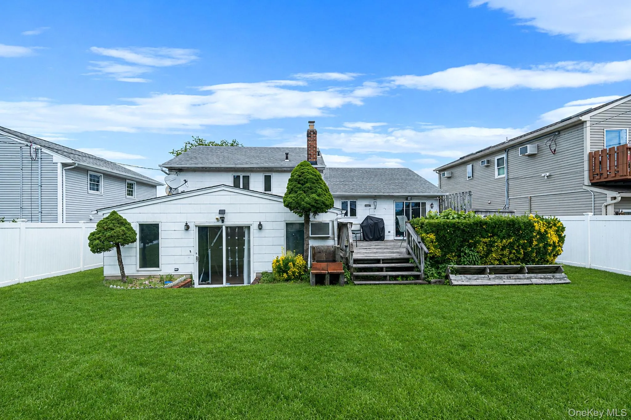 68 Myles Avenue, Hempstead, NY, 3 Bedrooms Bedrooms, 10 Rooms Rooms,3 BathroomsBathrooms,Residential,For Rent,Myles,0,1010395 68 Myles Avenue, Hempstead, NY, 3 Bedrooms Bedrooms, 10 Rooms Rooms,3 BathroomsBathrooms,Residential,For Rent,Myles,0,1010395