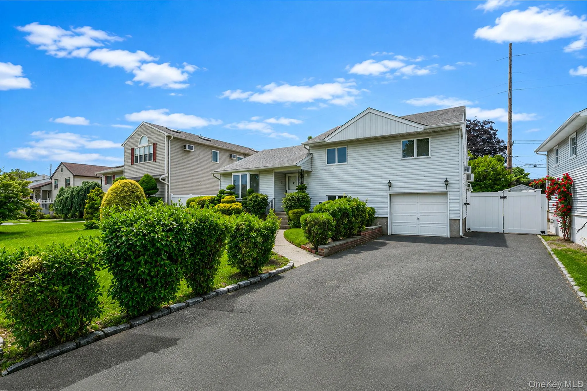68 Myles Avenue, Hempstead, NY, 3 Bedrooms Bedrooms, 10 Rooms Rooms,3 BathroomsBathrooms,Residential,For Rent,Myles,0,1010395 68 Myles Avenue, Hempstead, NY, 3 Bedrooms Bedrooms, 10 Rooms Rooms,3 BathroomsBathrooms,Residential,For Rent,Myles,0,1010395