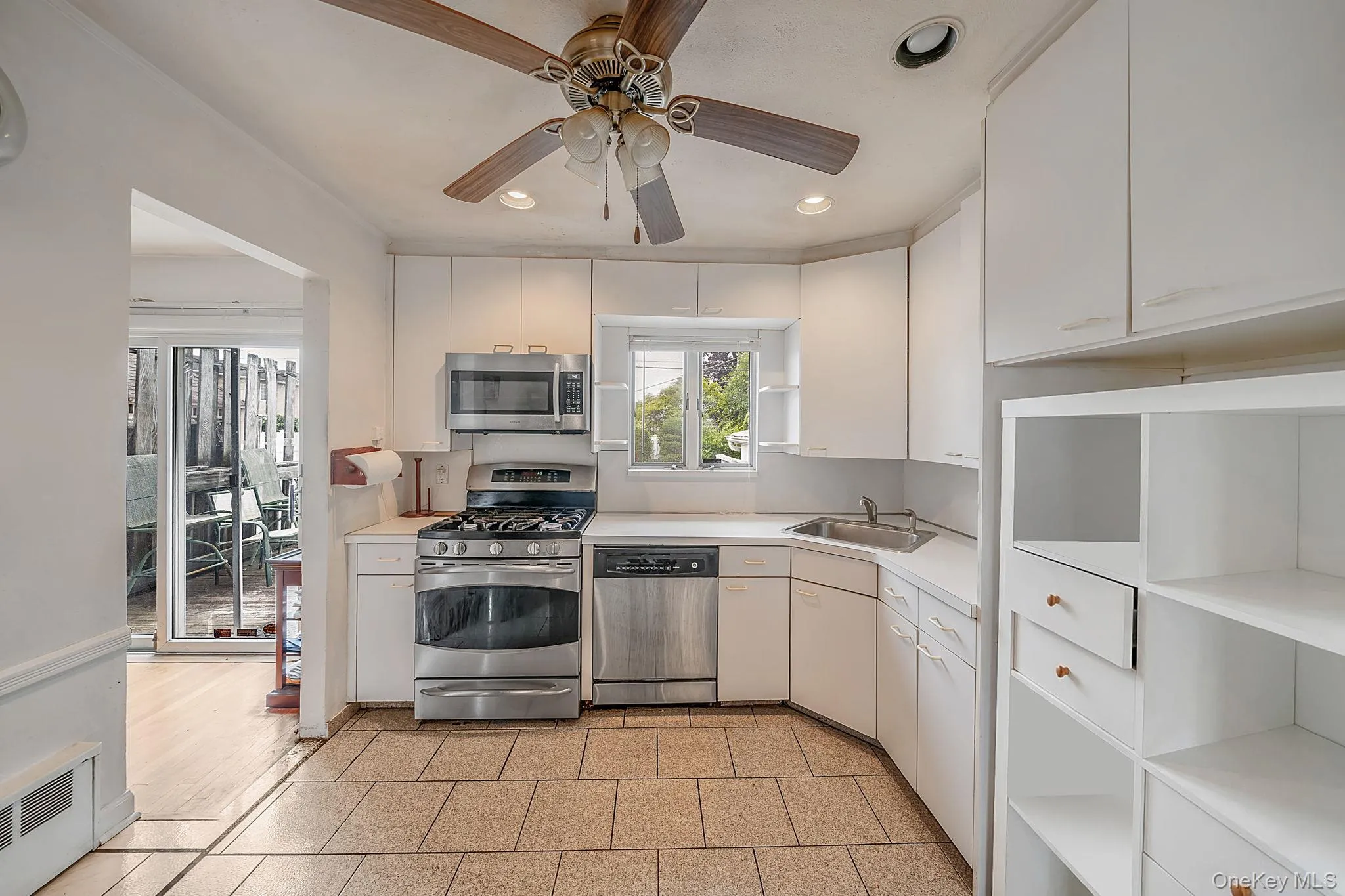 68 Myles Avenue, Hempstead, NY, 3 Bedrooms Bedrooms, 10 Rooms Rooms,3 BathroomsBathrooms,Residential,For Rent,Myles,0,1010395 68 Myles Avenue, Hempstead, NY, 3 Bedrooms Bedrooms, 10 Rooms Rooms,3 BathroomsBathrooms,Residential,For Rent,Myles,0,1010395