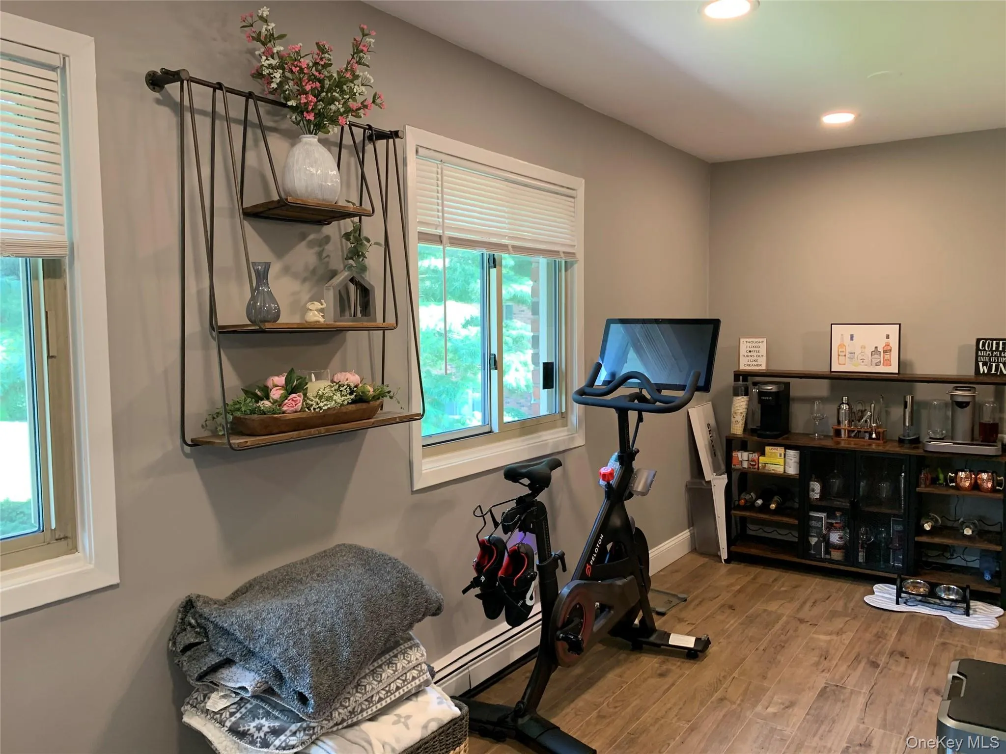 2449F Union, Islip, NY, 1 Bedroom Bedrooms, 4 Rooms Rooms,1 BathroomBathrooms,Residential,For Rent,Union,0,1010396 2449F Union, Islip, NY, 1 Bedroom Bedrooms, 4 Rooms Rooms,1 BathroomBathrooms,Residential,For Rent,Union,0,1010396