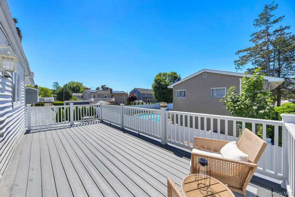 25 Laurel Place, Oyster Bay, NY, 5 Bedrooms Bedrooms, 10 Rooms Rooms,3 BathroomsBathrooms,Residential,For Rent,Laurel,0,1010397 25 Laurel Place, Oyster Bay, NY, 5 Bedrooms Bedrooms, 10 Rooms Rooms,3 BathroomsBathrooms,Residential,For Rent,Laurel,0,1010397