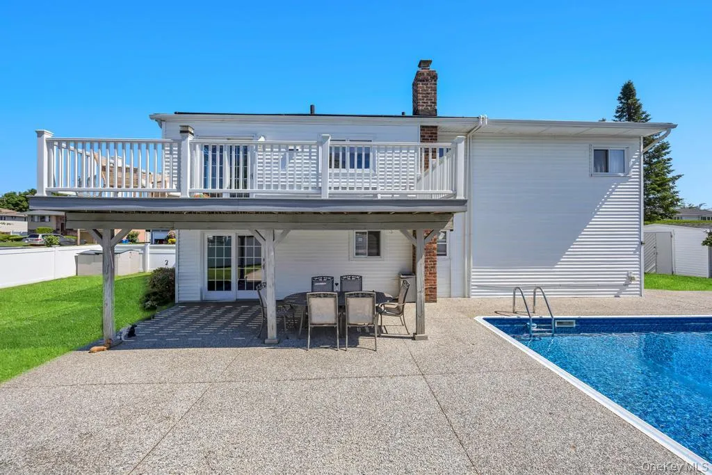 25 Laurel Place, Oyster Bay, NY, 5 Bedrooms Bedrooms, 10 Rooms Rooms,3 BathroomsBathrooms,Residential,For Rent,Laurel,0,1010397 25 Laurel Place, Oyster Bay, NY, 5 Bedrooms Bedrooms, 10 Rooms Rooms,3 BathroomsBathrooms,Residential,For Rent,Laurel,0,1010397