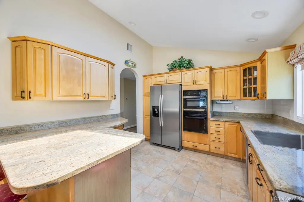 25 Laurel Place, Oyster Bay, NY, 5 Bedrooms Bedrooms, 10 Rooms Rooms,3 BathroomsBathrooms,Residential,For Rent,Laurel,0,1010397 25 Laurel Place, Oyster Bay, NY, 5 Bedrooms Bedrooms, 10 Rooms Rooms,3 BathroomsBathrooms,Residential,For Rent,Laurel,0,1010397