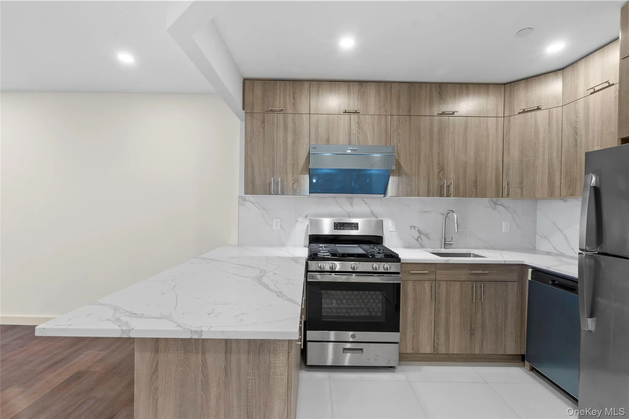 124-28 Queens Boulevard, New York, NY, 1 Bedroom Bedrooms, 3 Rooms Rooms,1 BathroomBathrooms,Residential,For Rent,Queens,0,1010403 124-28 Queens Boulevard, New York, NY, 1 Bedroom Bedrooms, 3 Rooms Rooms,1 BathroomBathrooms,Residential,For Rent,Queens,0,1010403