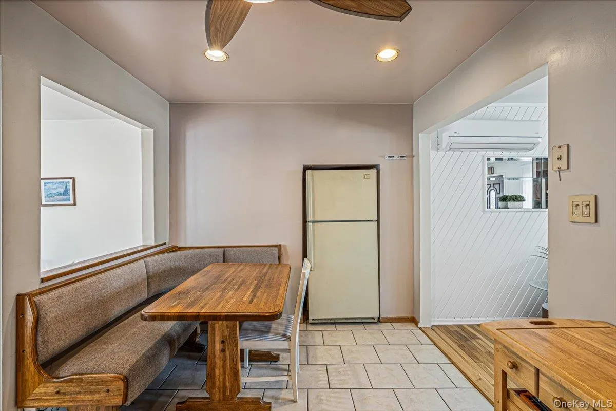 226 Margaret Drive, Hempstead, NY, 4 Bedrooms Bedrooms, 8 Rooms Rooms,2 BathroomsBathrooms,Residential,For Rent,Margaret,0,1010406 226 Margaret Drive, Hempstead, NY, 4 Bedrooms Bedrooms, 8 Rooms Rooms,2 BathroomsBathrooms,Residential,For Rent,Margaret,0,1010406